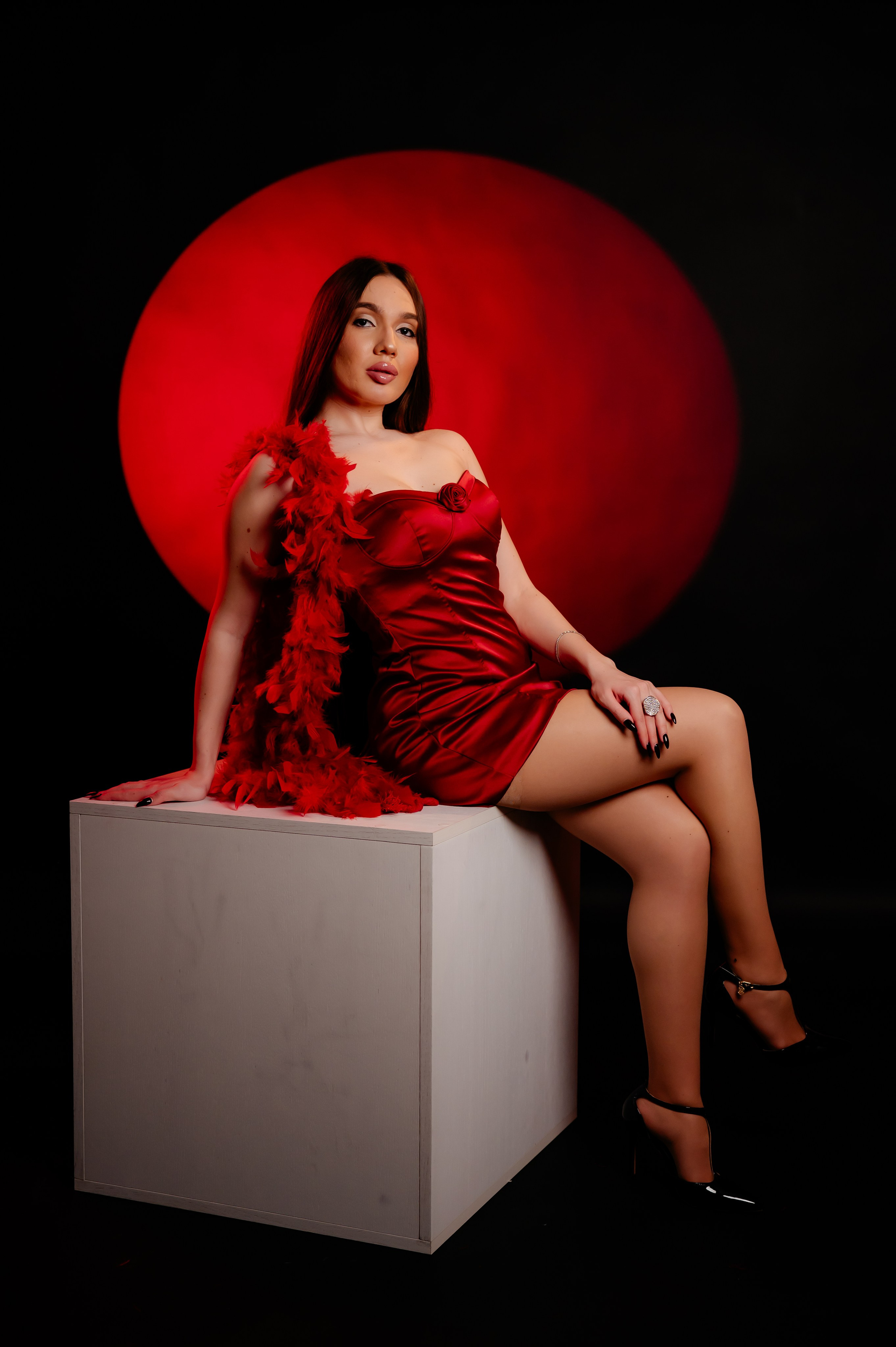 Larisa. Andrei Samuel – Fotograf București | Evenimente, Studio, Imobiliare, Produs