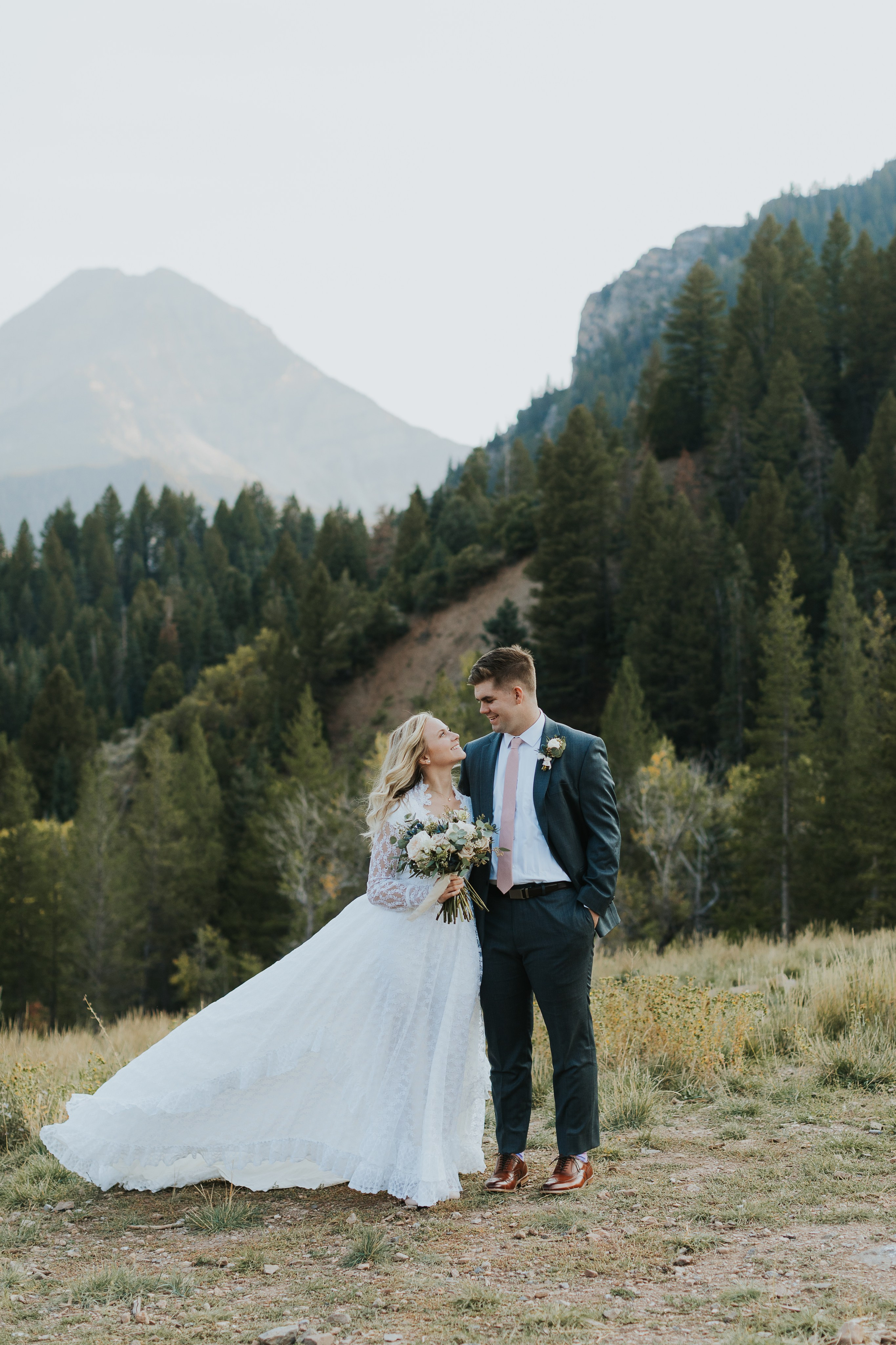 Rachel + Thad. Utah Family Photographer