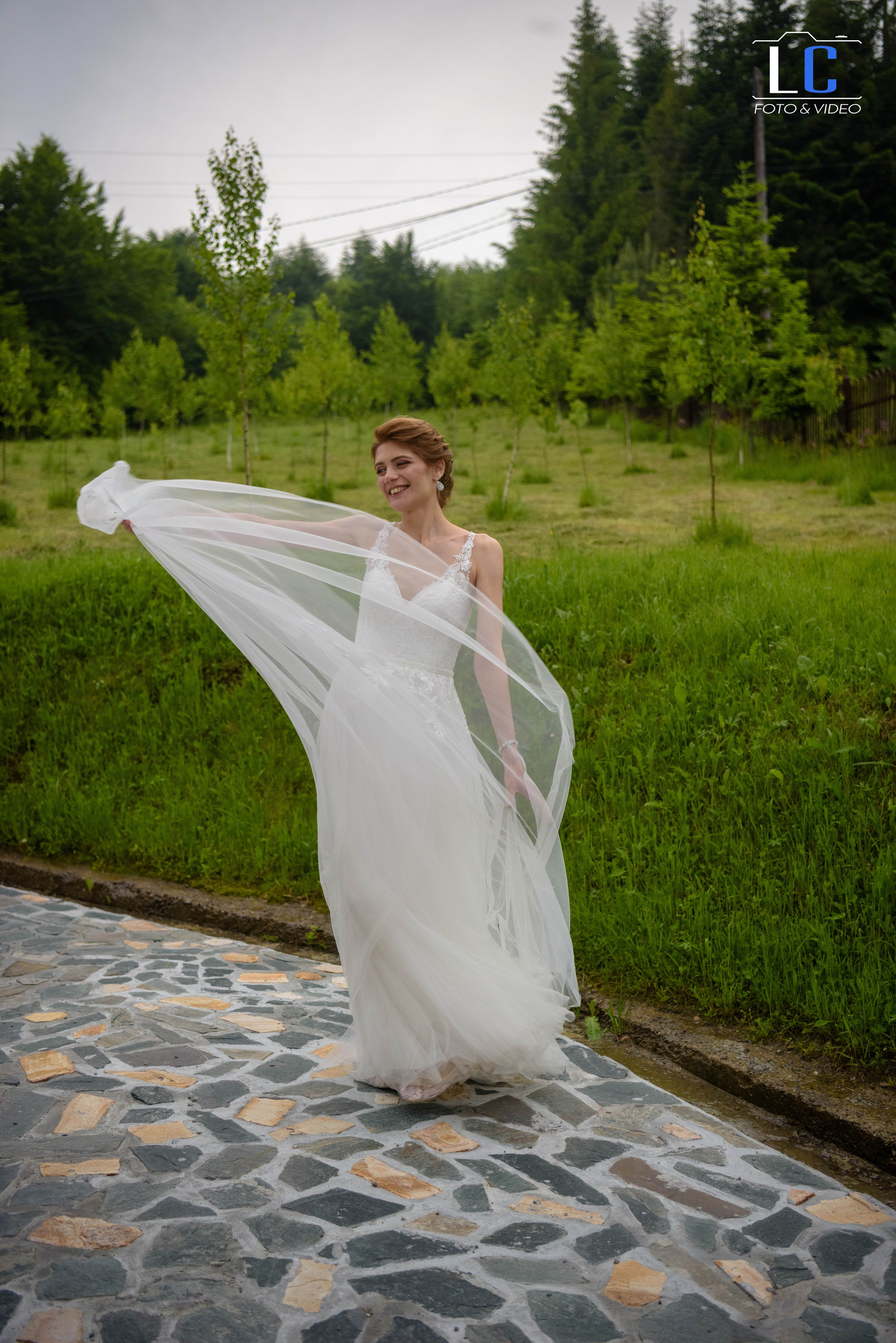 Portrete – Eleganță și expresivitate. Fotograf de nuntă, corporate, botezuri, majorate și aniversări Roman, Lucaci Cornel