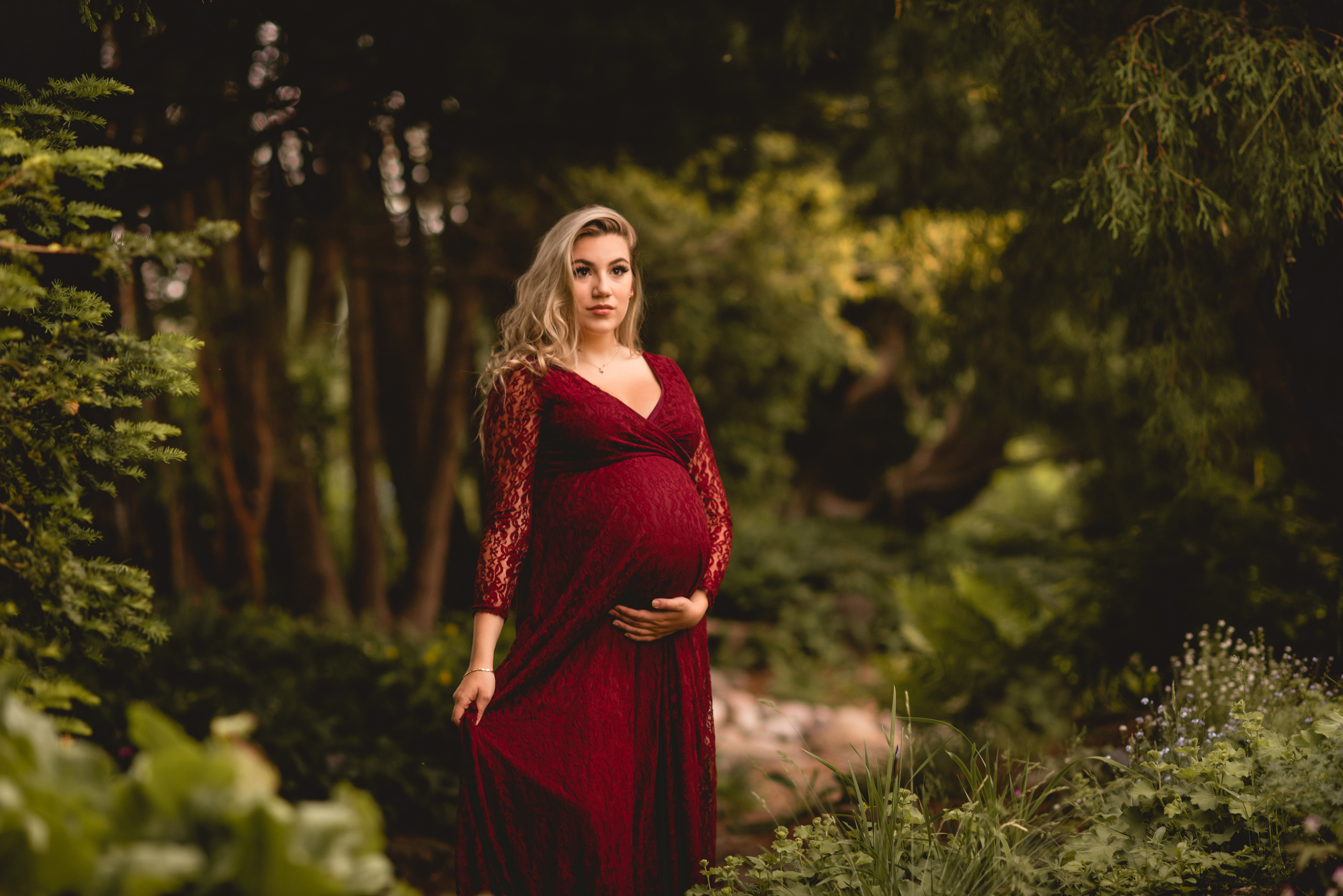 FAMILY / MATERNITY. Ottawa Newborn and Baby Newborn Photographer Elena Helali