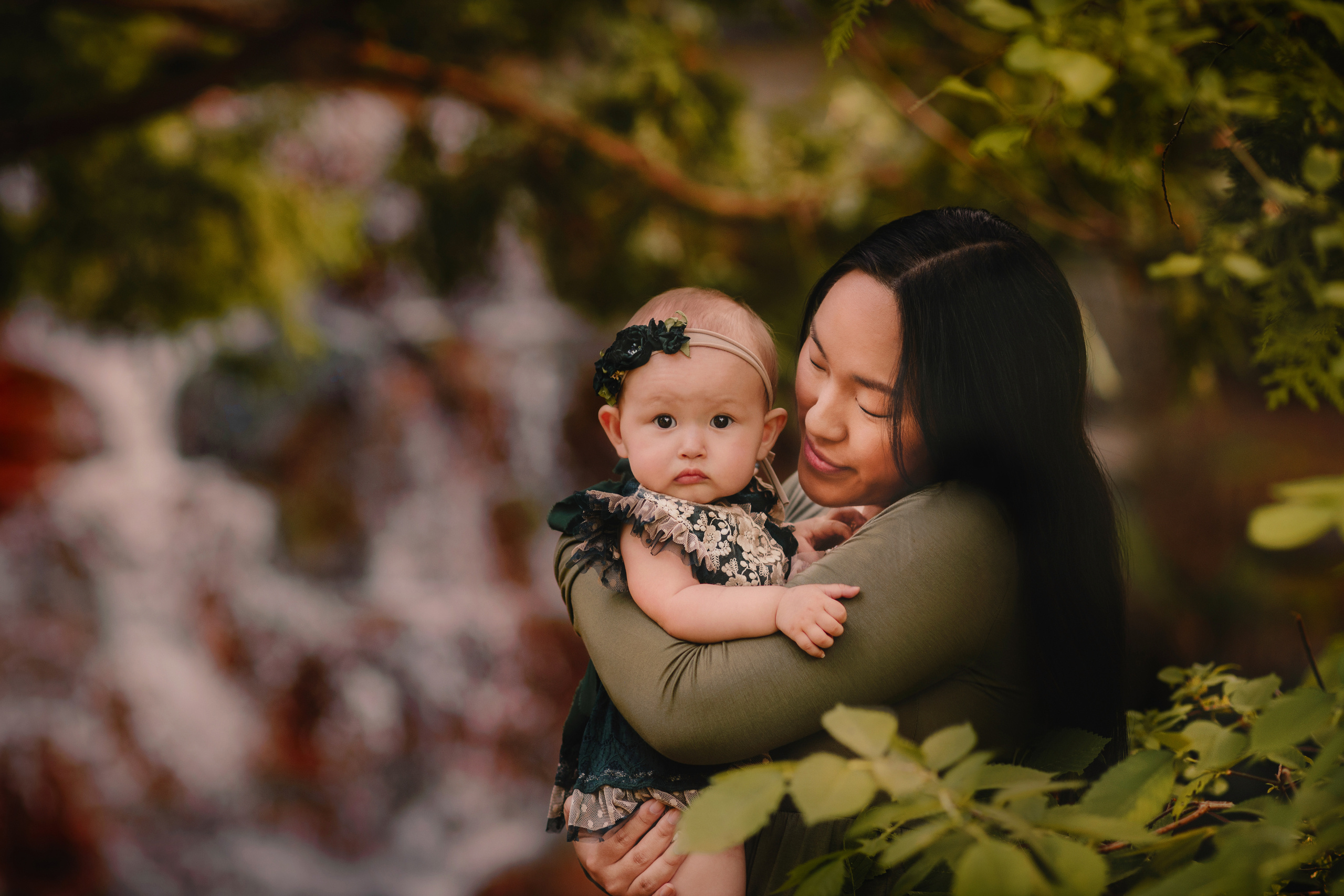 FAMILY / MATERNITY. Ottawa Newborn and Baby Newborn Photographer Elena Helali