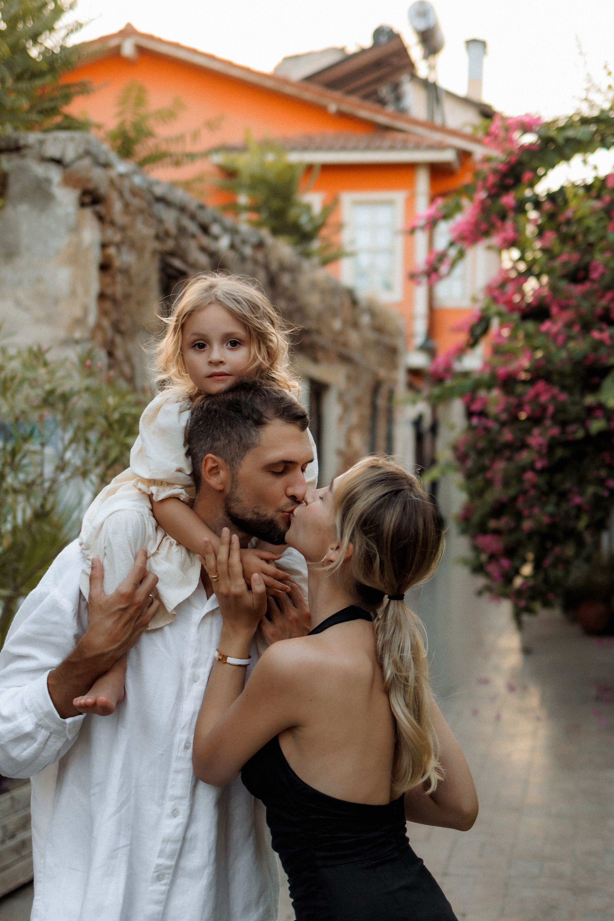 Калеичи. Старый город Анталии. Ворота Адриана. Прогулка по Калеичи. Фотосессия в старом городе Анталии Калеичи. Фотограф Анталья. Фотограф Анталия. Жизнь в Анталии. Блогеры Турции. Анталья . анталия. 