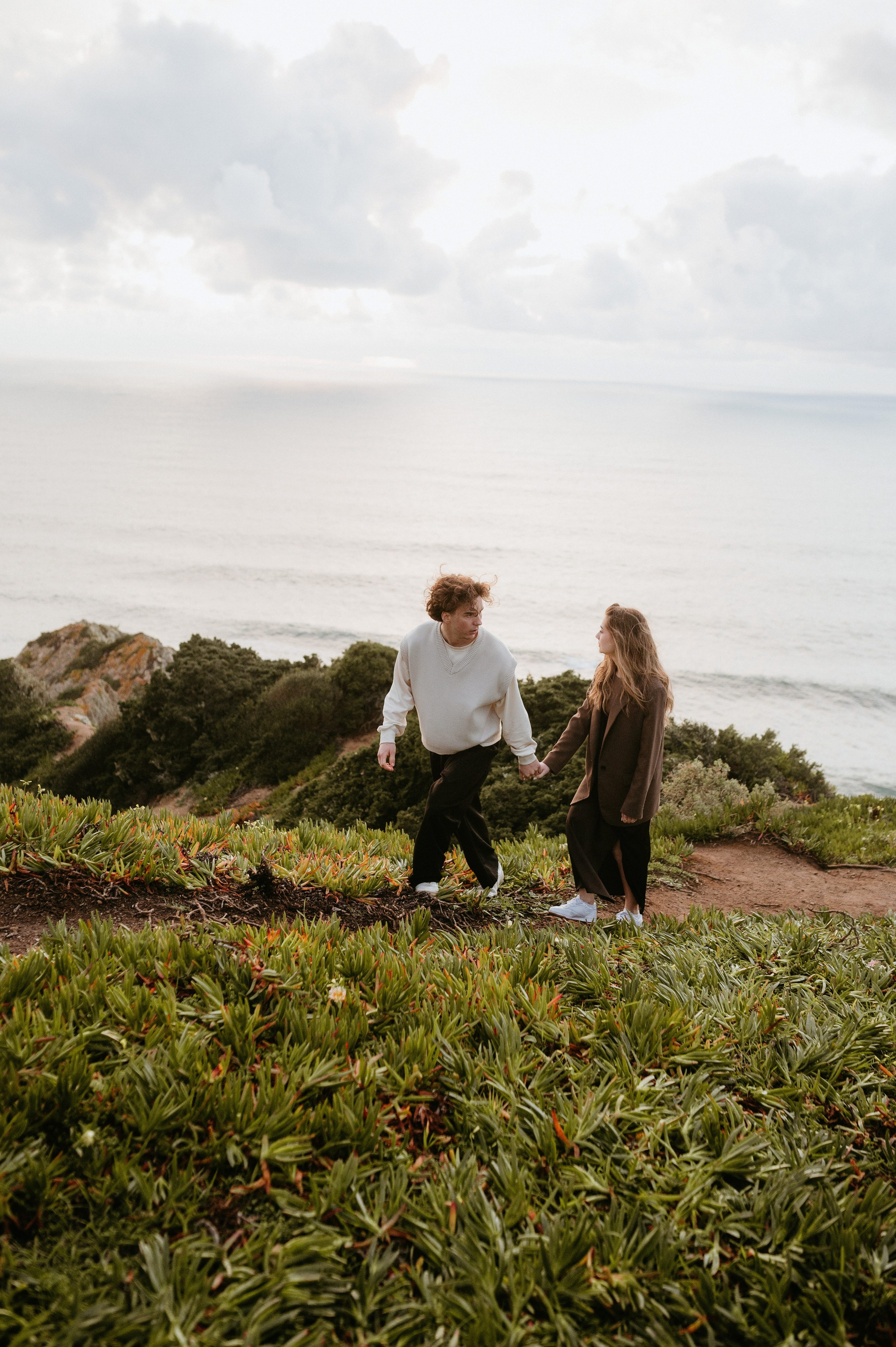 Praia da Ursa – ședință foto de cuplu într-un loc magic din Portugalia. Valentin Melen — wedding photographer