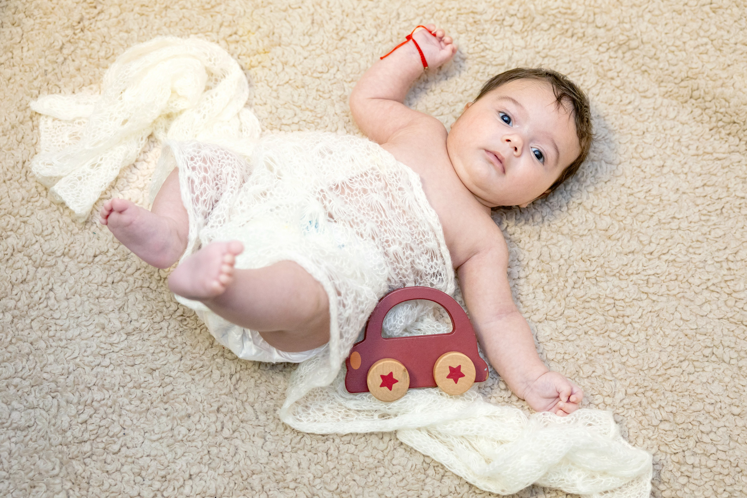 Andrei Sebastian. Moments By Gub