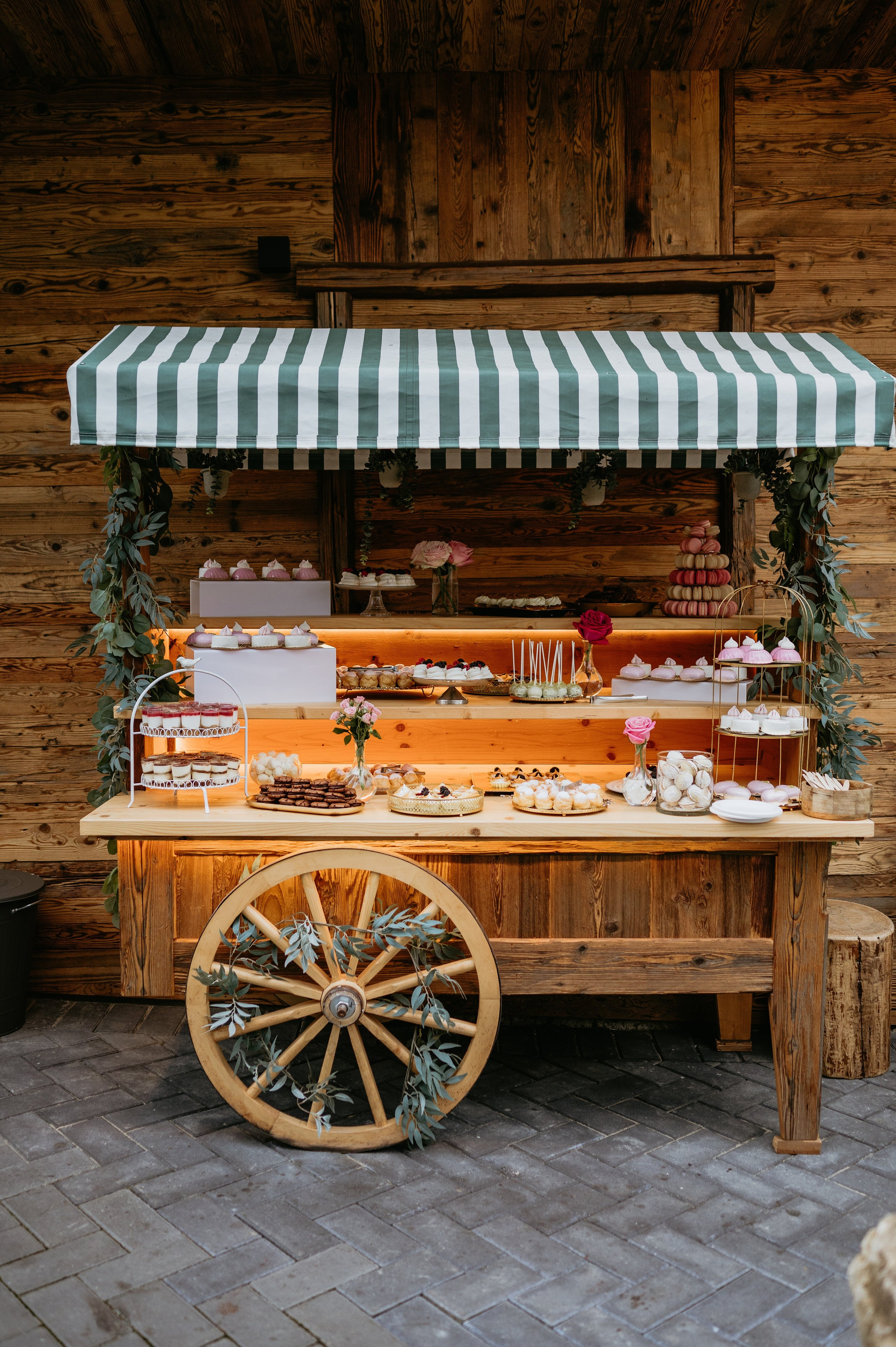 Flavio si Sarona. Valentin Melen — wedding photographer