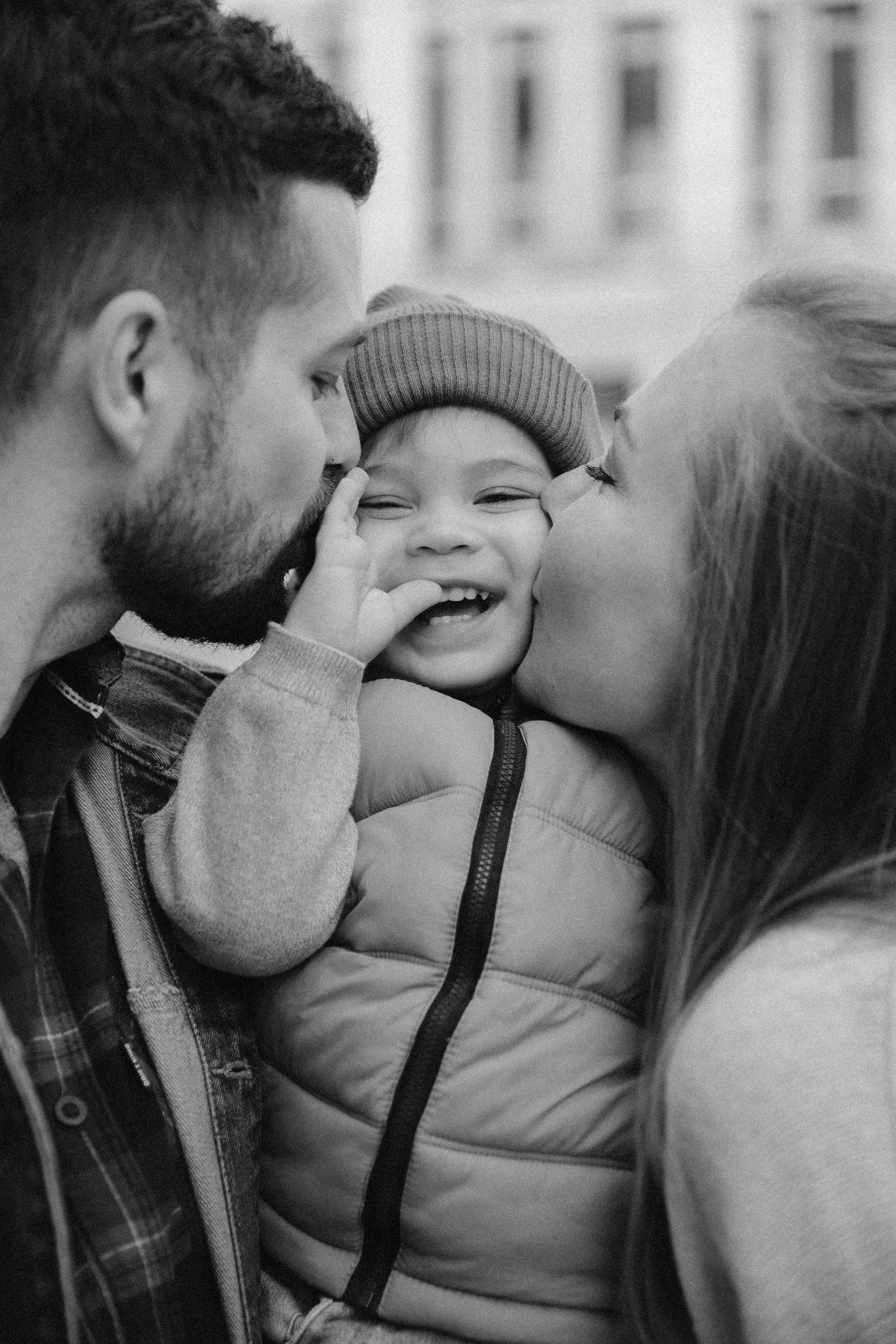 Olia’s family shoot | Warsaw. Photographer in Los Angeles. Julia Ishmuratova