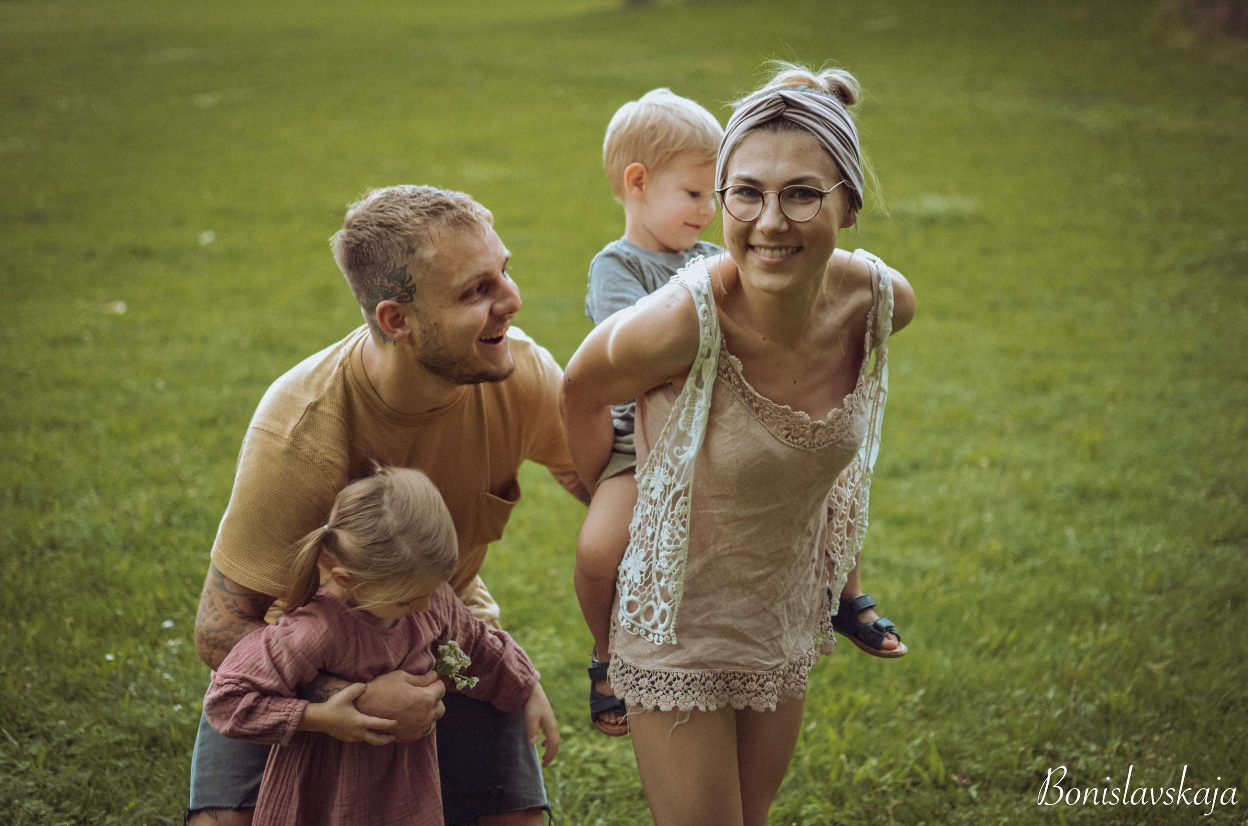 Basti & Melanie. Everwarm Photo and Video Studio