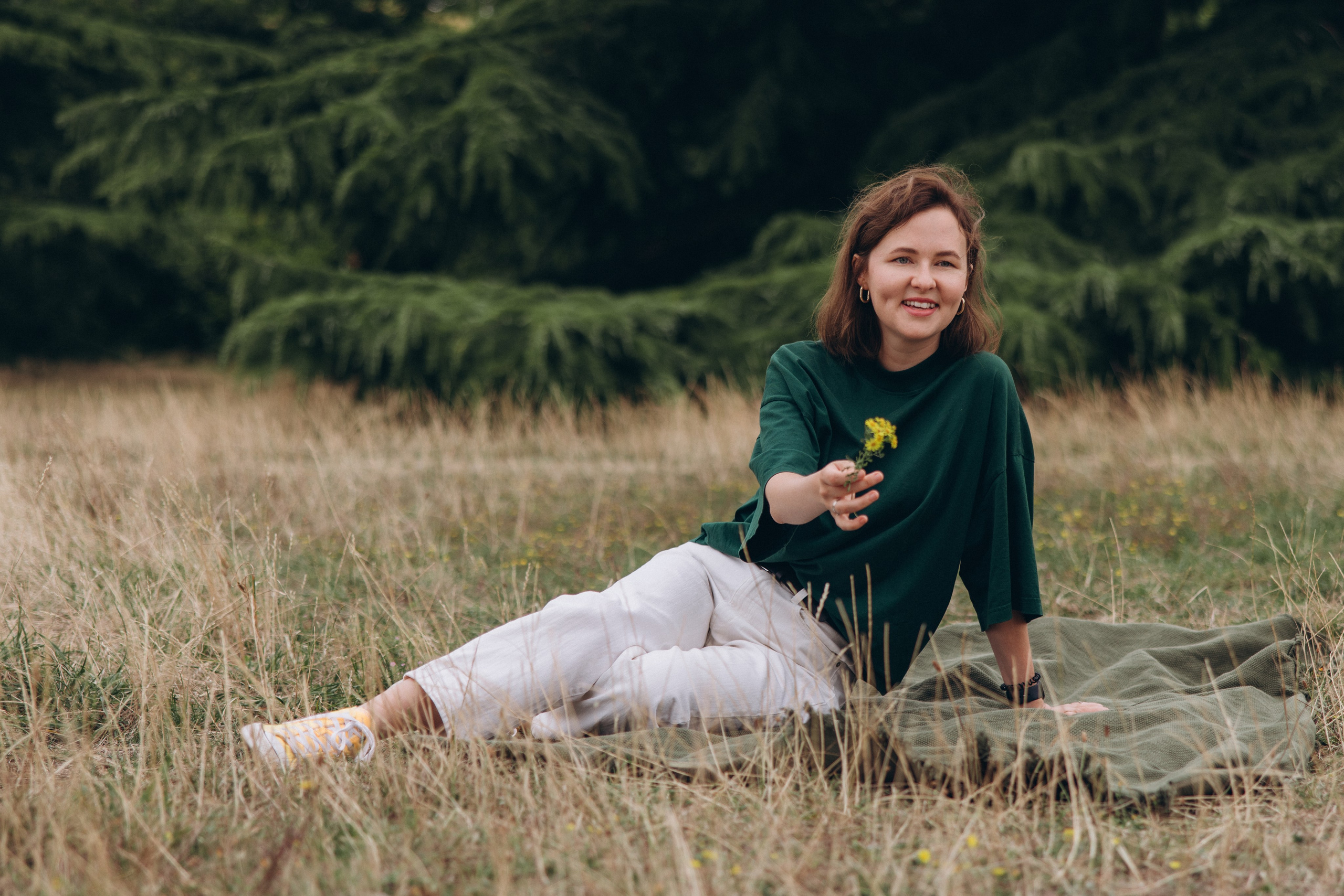 Milena with parents (Greenwich Park). Anastasia Klink, Photographer in London