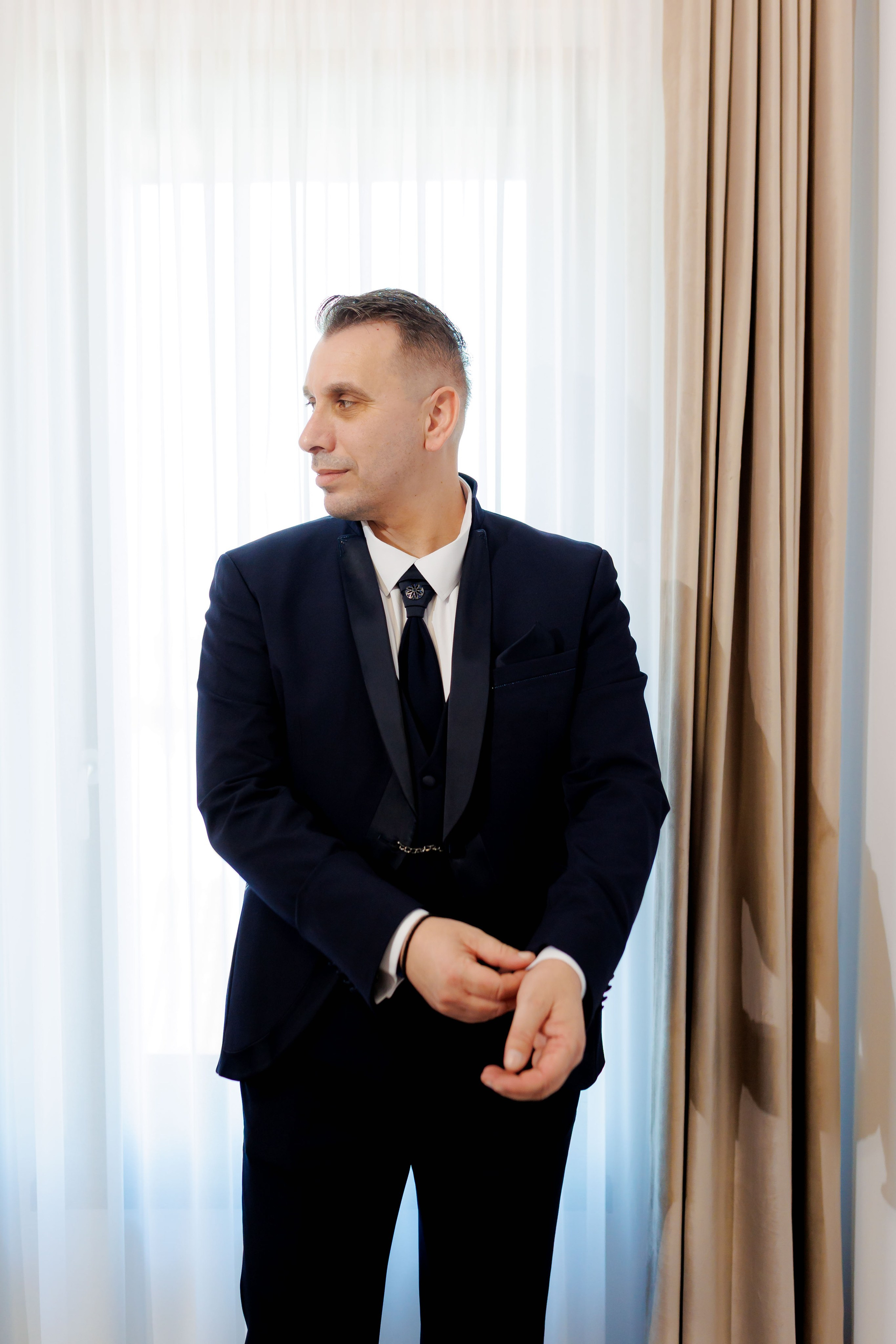 Povestea voastră, regizată de noi |Cristi Turculet Videograf Nuntă Suceava | wedding highlight. Servicii foto-video profesionale, pentru momente de neuitat