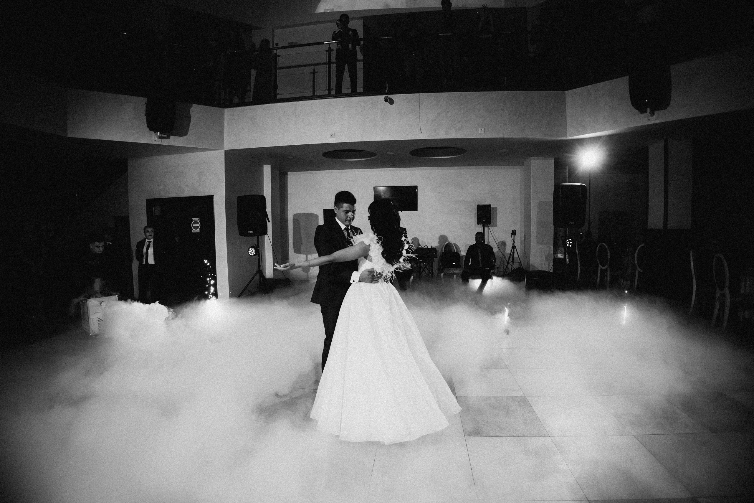 Loredana & Emilian – Ziua Nunții | Videografie - fotografie Botez Suceava, Iași, Botoșani. Servicii foto-video profesionale, pentru momente de neuitat