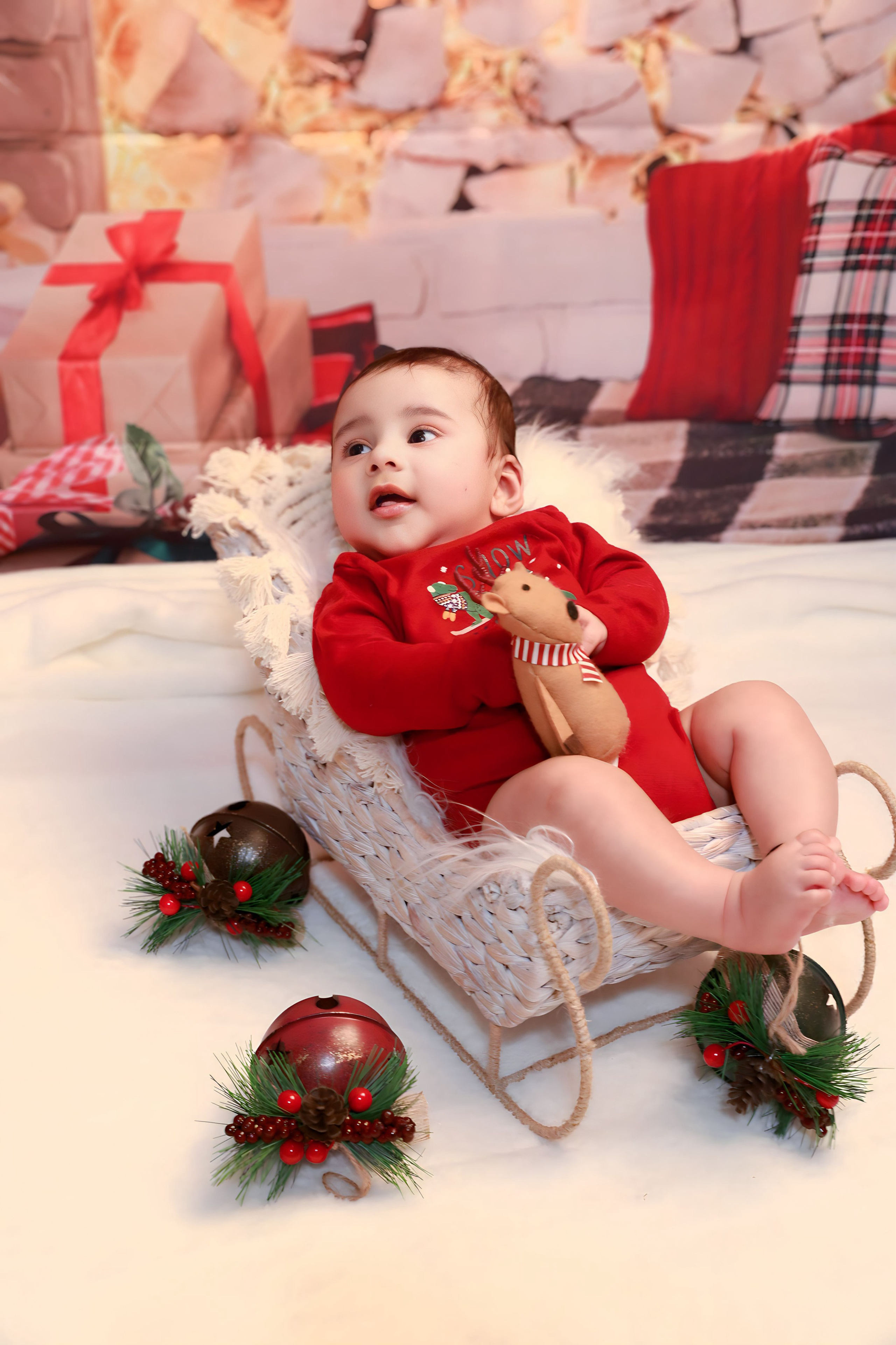 Christmas. AP Lens Photography | Newborn, Maternity, Milestone & Family Photographer Little Elm TX