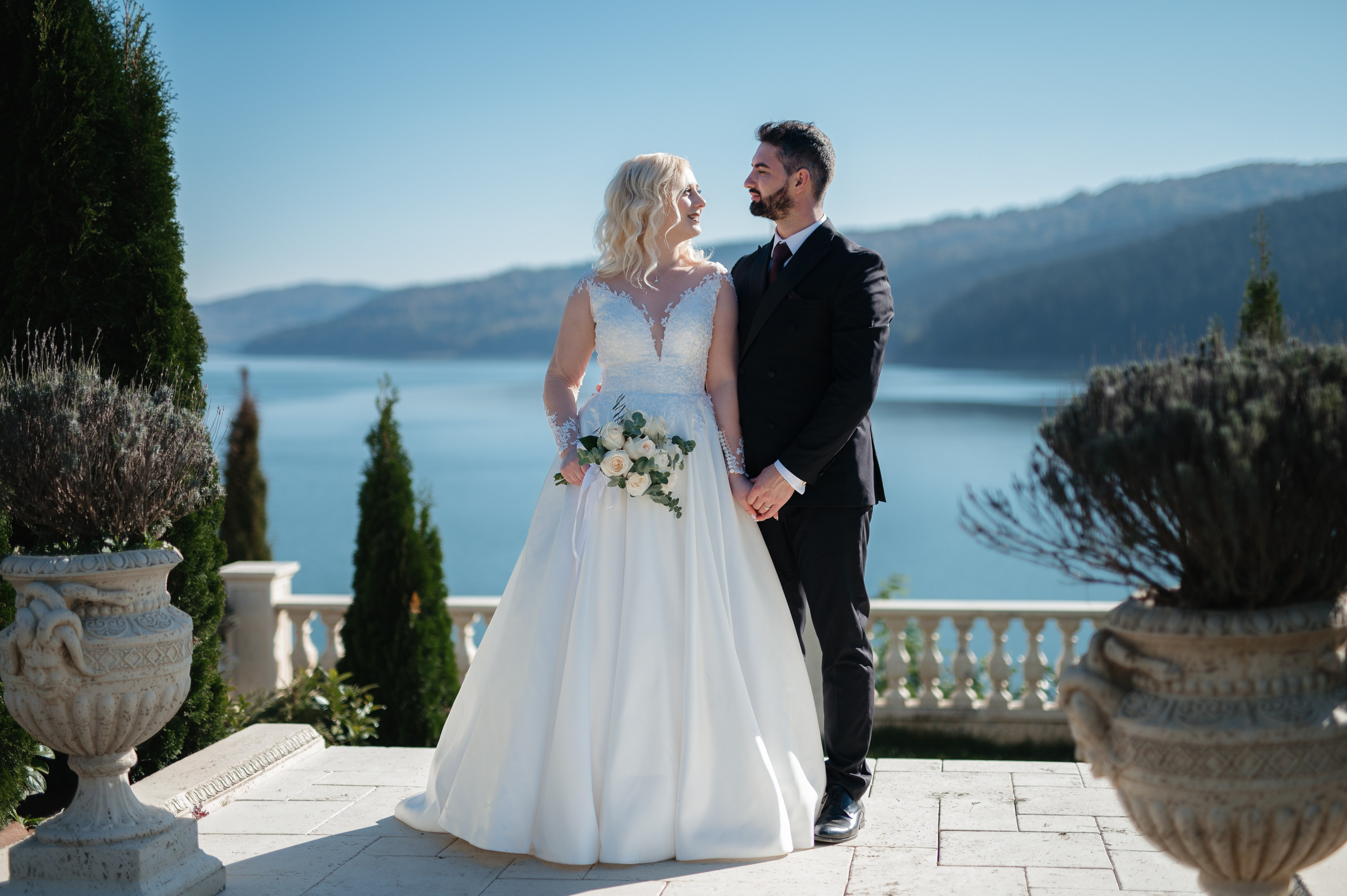 Livia + Dani | Grădinile Romane. FotoVizion Iași