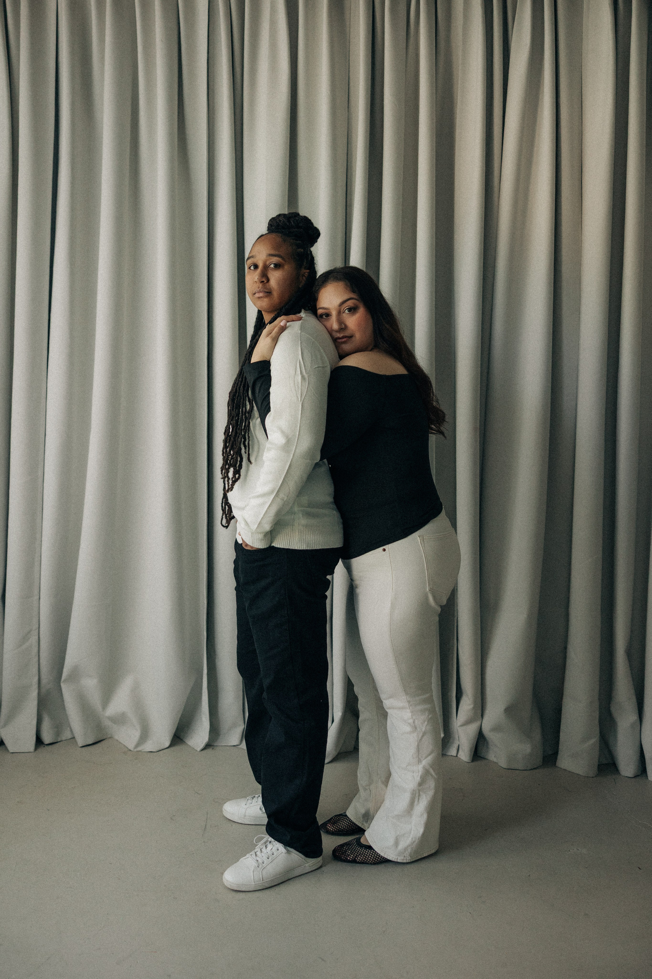 Alyssar&Krystle. Sara Eulalia | Virginia Photographer