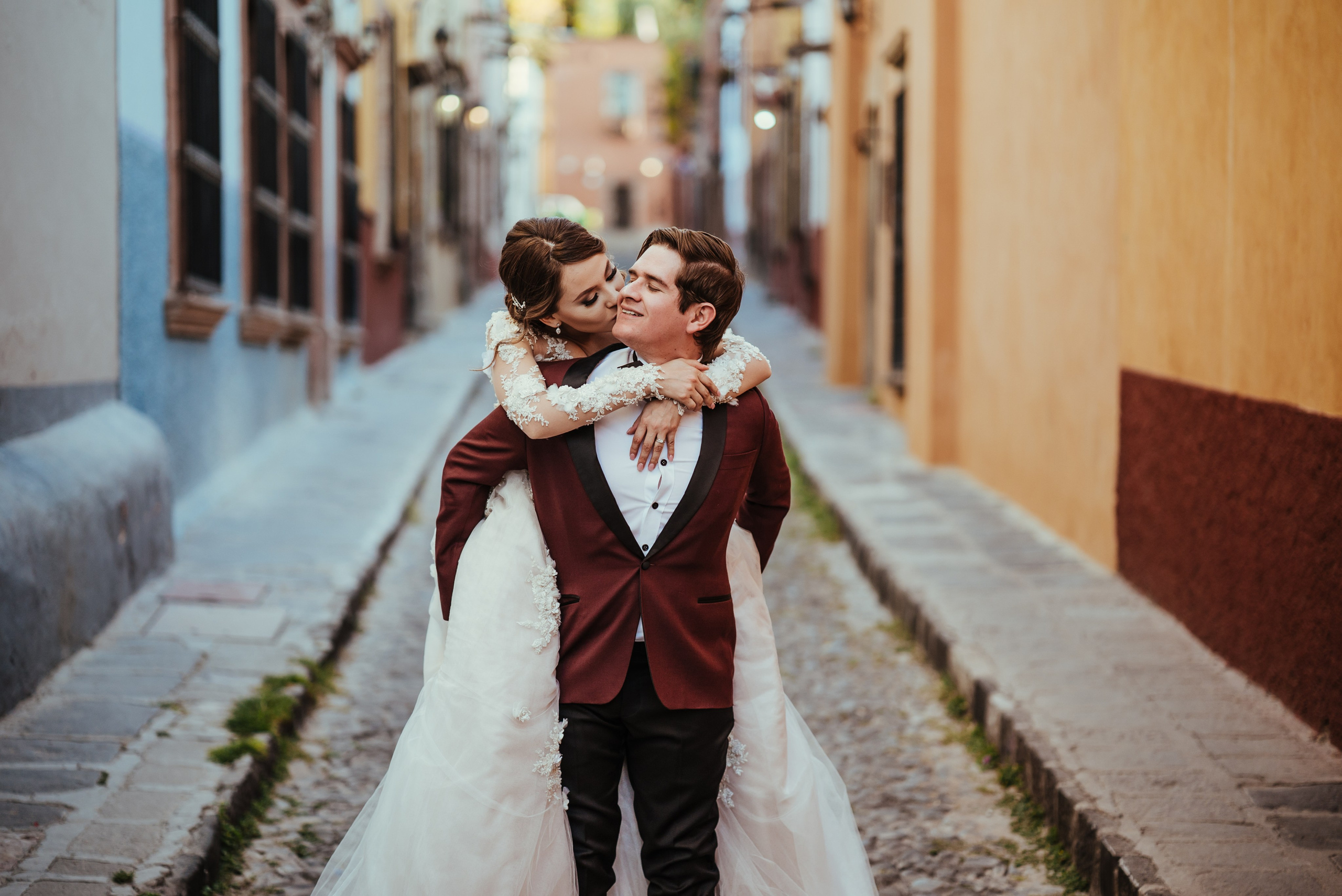 WEDDING PHOTOS. Wedding Photographer and Filmmaker in Guadalajara Mexico Abraham Linares