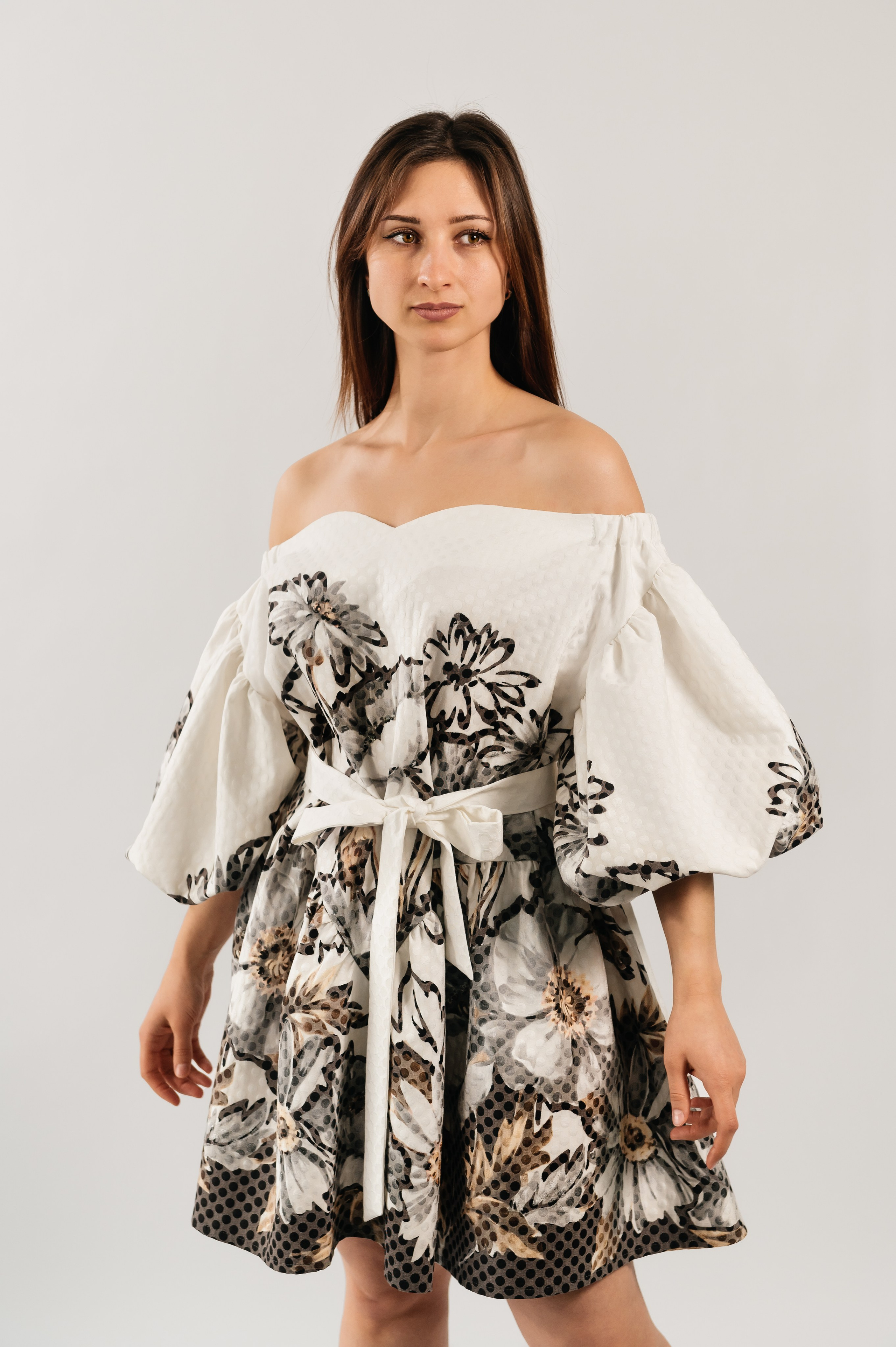 Rochie. Designer vestimentar: elaborarea, proiectarea și confectionare…