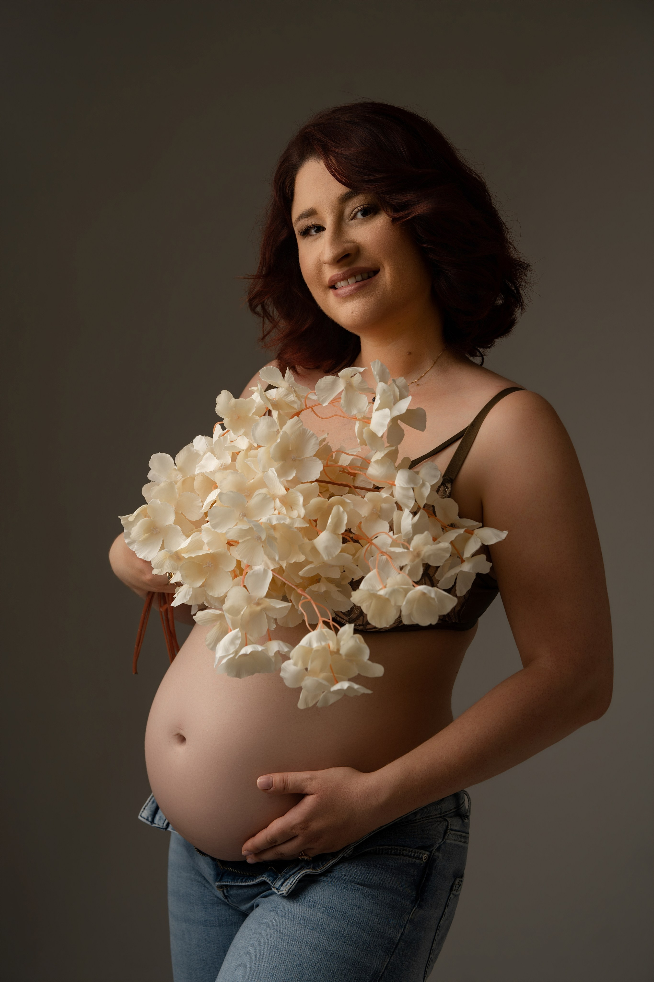 Photographe grossesse Paris, Pregnancy photographer Paris. Photographer in Paris