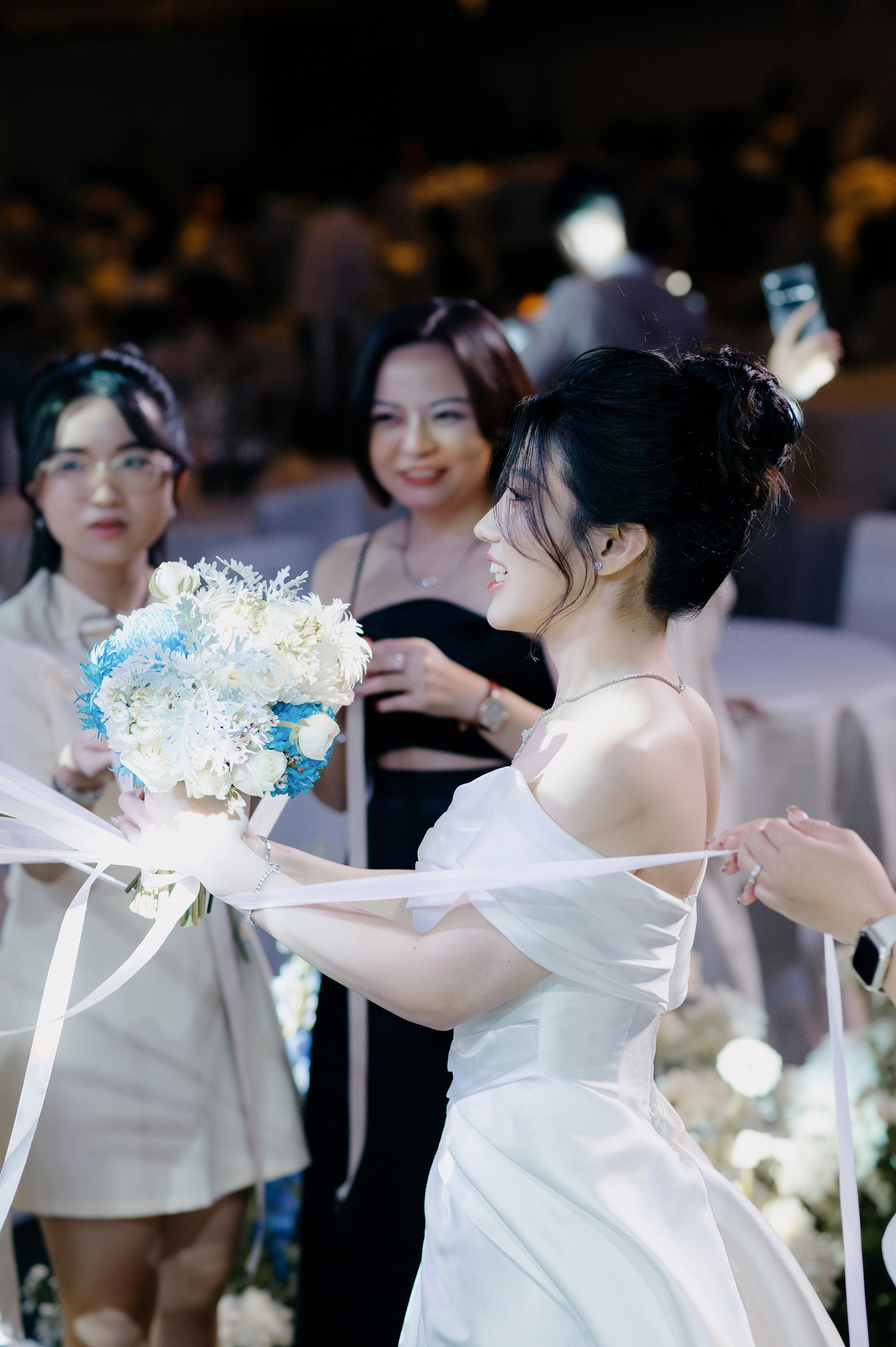 THANH THUÝ & TRỌNG KỶ. Nhiếp ảnh gia đám cưới hàng đầu tại Thành Phố Hồ Chí Minh