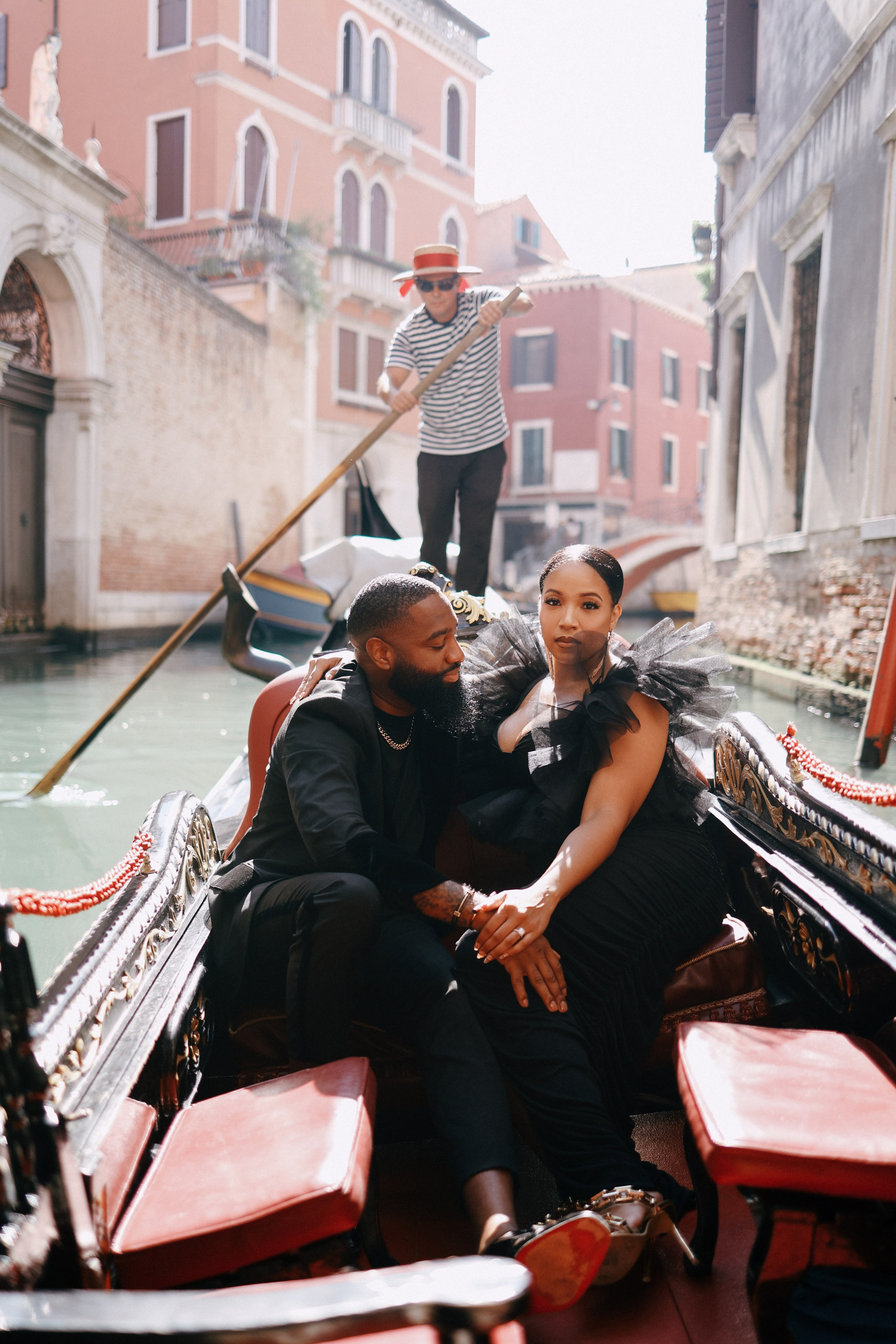 Surprise Proposal in Gondola Ride in Venice. Photographer in Venice, Viktoria Antonova