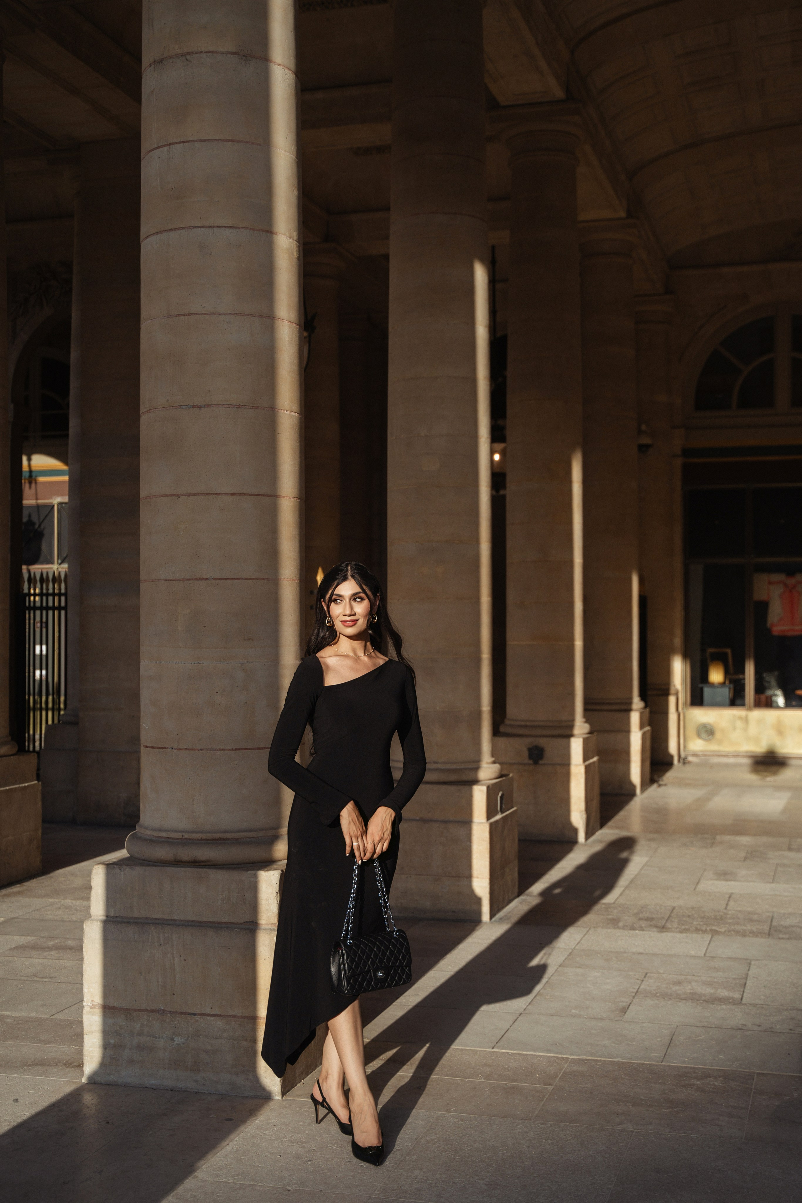 Naila (4 hours). Photographer in Paris|Solo and groups, portraits & content, couples photo-shoot in Paris at the best locations