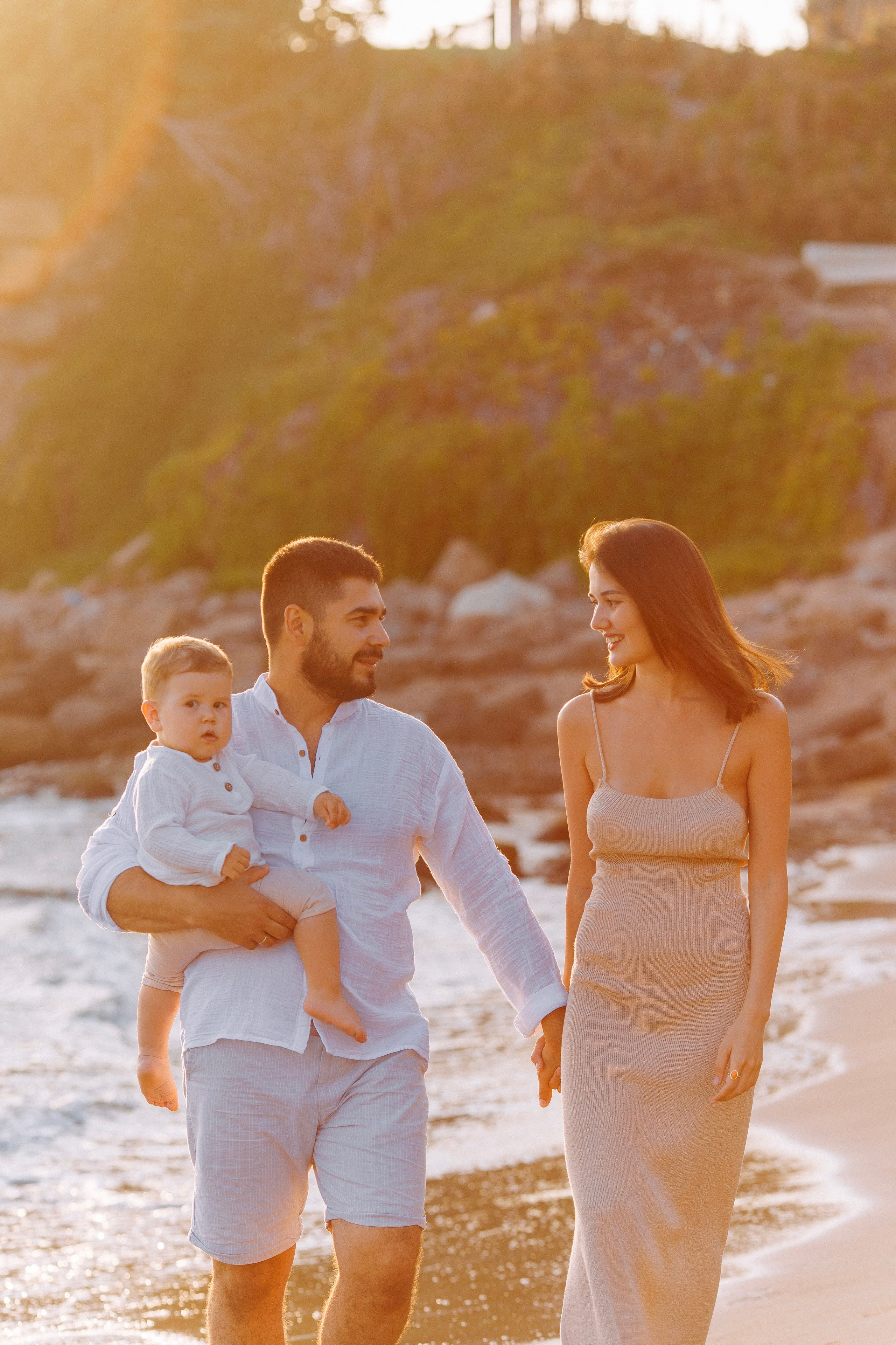 Семейная фотосессия на закате на пляже. Алсу Девели | Свадебный и семейный фотограф в Турции Алании, Алания, Аланья, Сиде, Белеке, Анталия