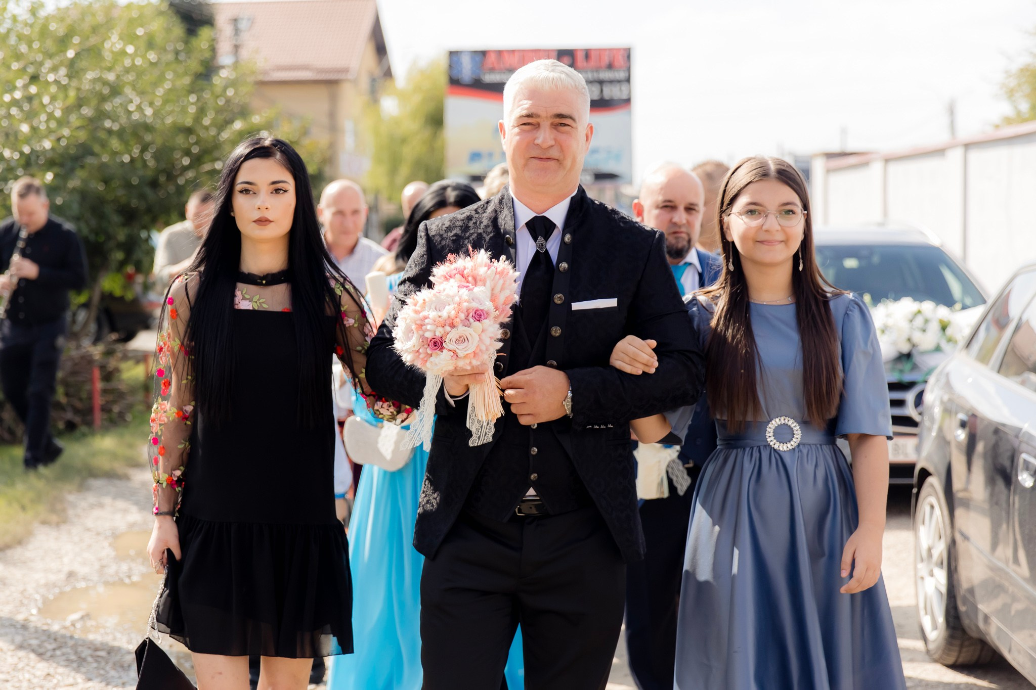 Mihai & Oana. Servicii foto-video profesionale, pentru momente de neuitat