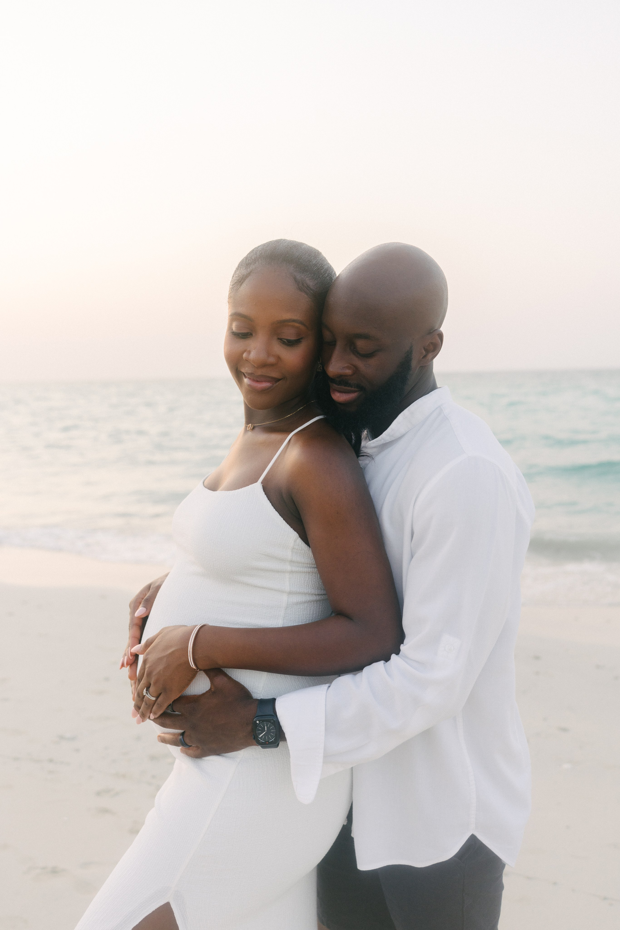 Sola’s pregnancy. Professional Photographer Abu Dhabi, Dubai — Yulia Ismoilova | 2025