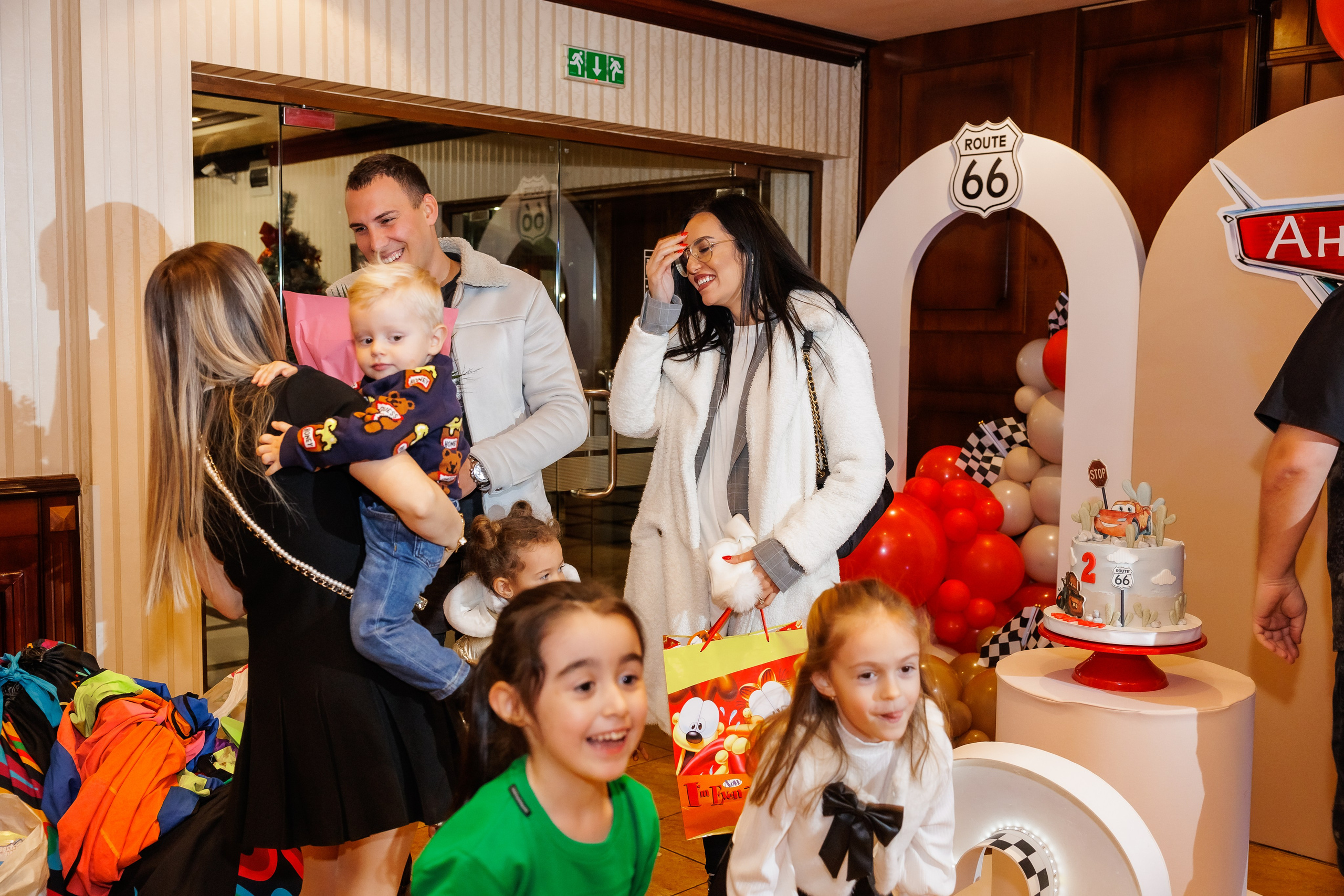 Честит Рожден Ден. Фотограф Ирина Йотова