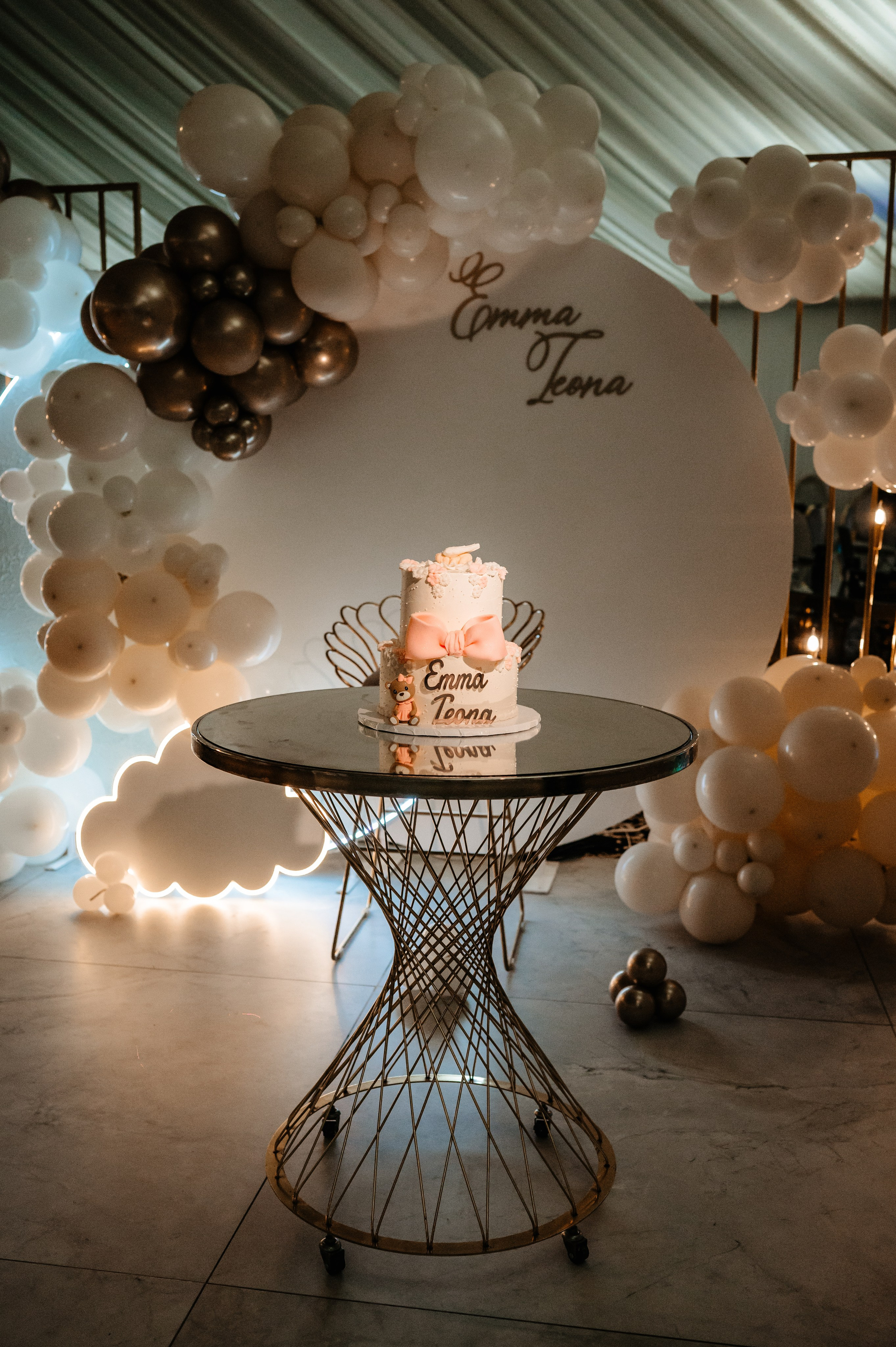 Emma Teona. Mariusclaudiucojocaru.wfolio.pro