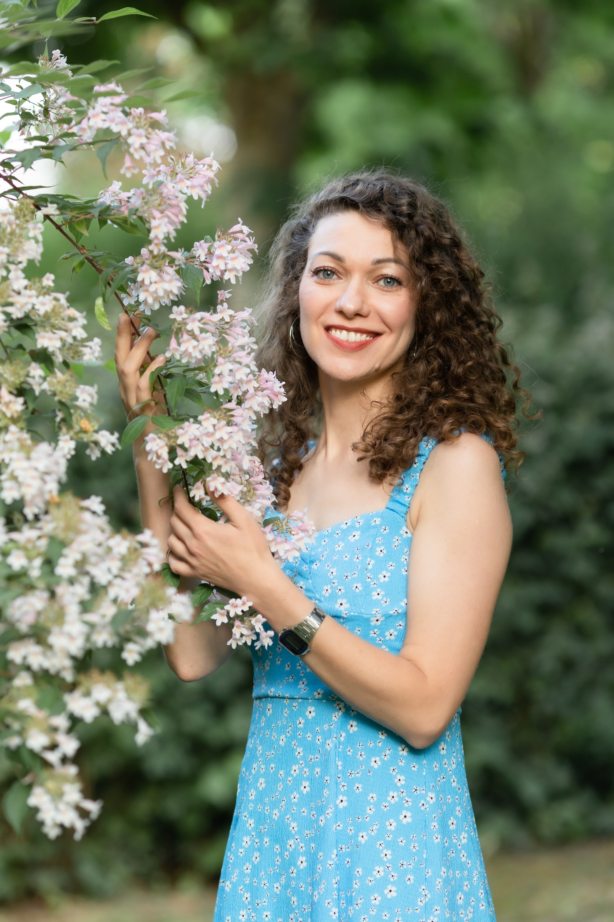 Frauenportrait Lindenberg, Frauenfotografie Allgäu, Portraitshooting Frauen Bayern, Professionelle Frauenportraits Lindenberg, Beautyshooting Frauen Allgäu, Outdoor Frauenportrait Bayern, Studio Frauenfotografie Lindenberg, Porträtfotografie Allgäu, Einzelportrait Frauen Bayern, Lifestyle Frauenfotografie Lindenberg