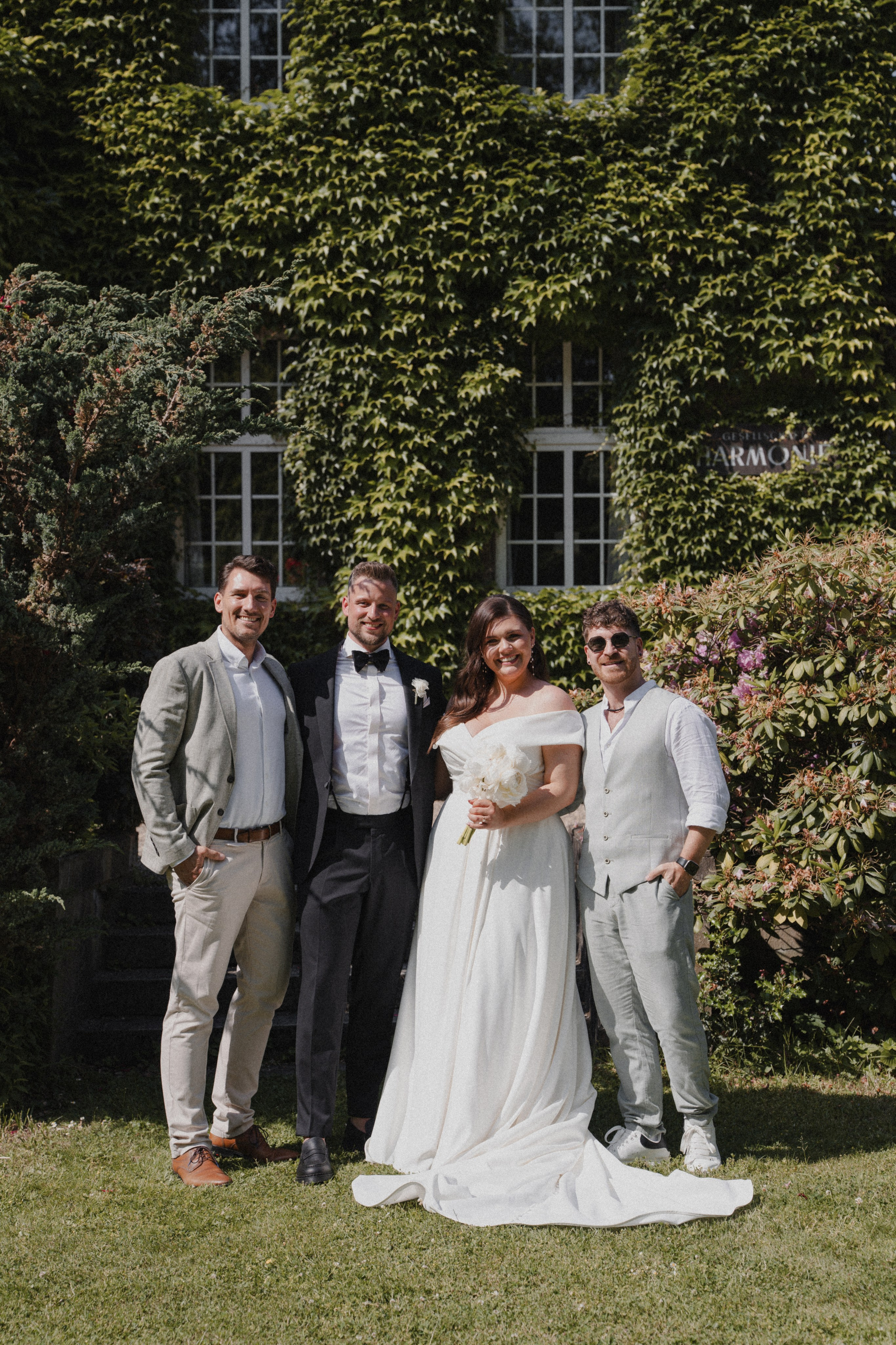 Jessica & Felix I Gesellschaft Harmonie Bochum. Hochzeitsfotografin Bochum | Halyna Reiche Fotografie NRW