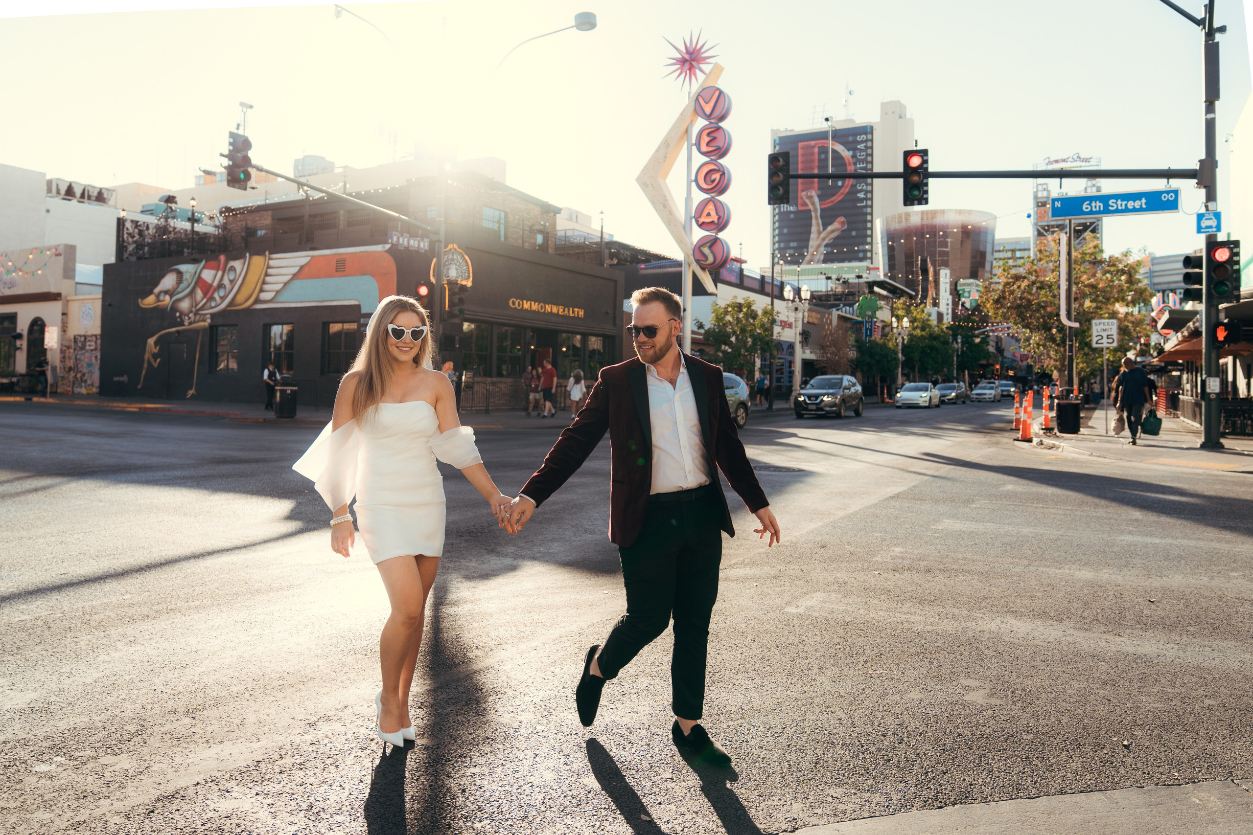 Madison&Ryan. Wedding & elopement photographer Viktoriya Kravtsov. Las Vegas