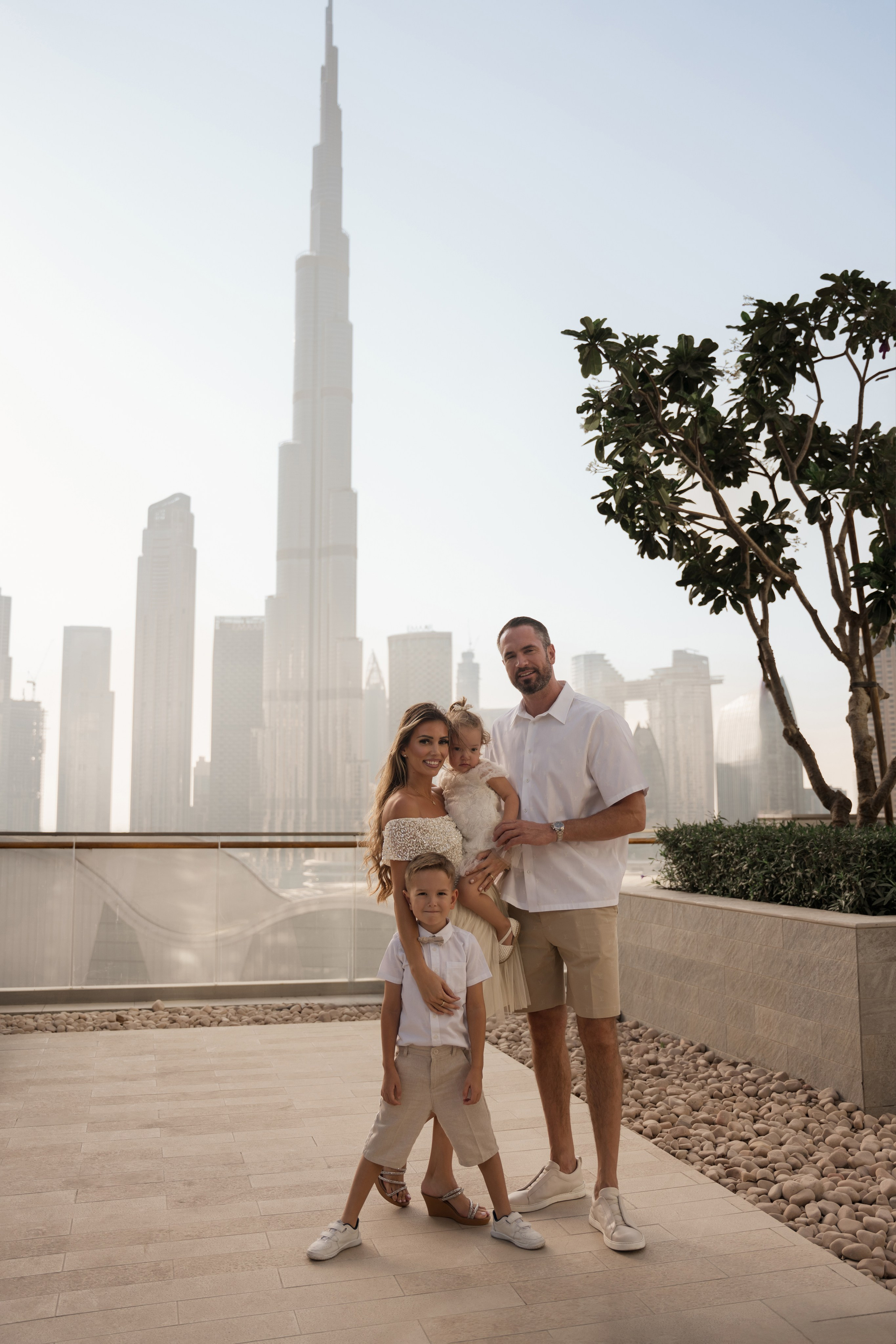 The heart of the city. Angela Iakovleva — Family Photographer in Dubai