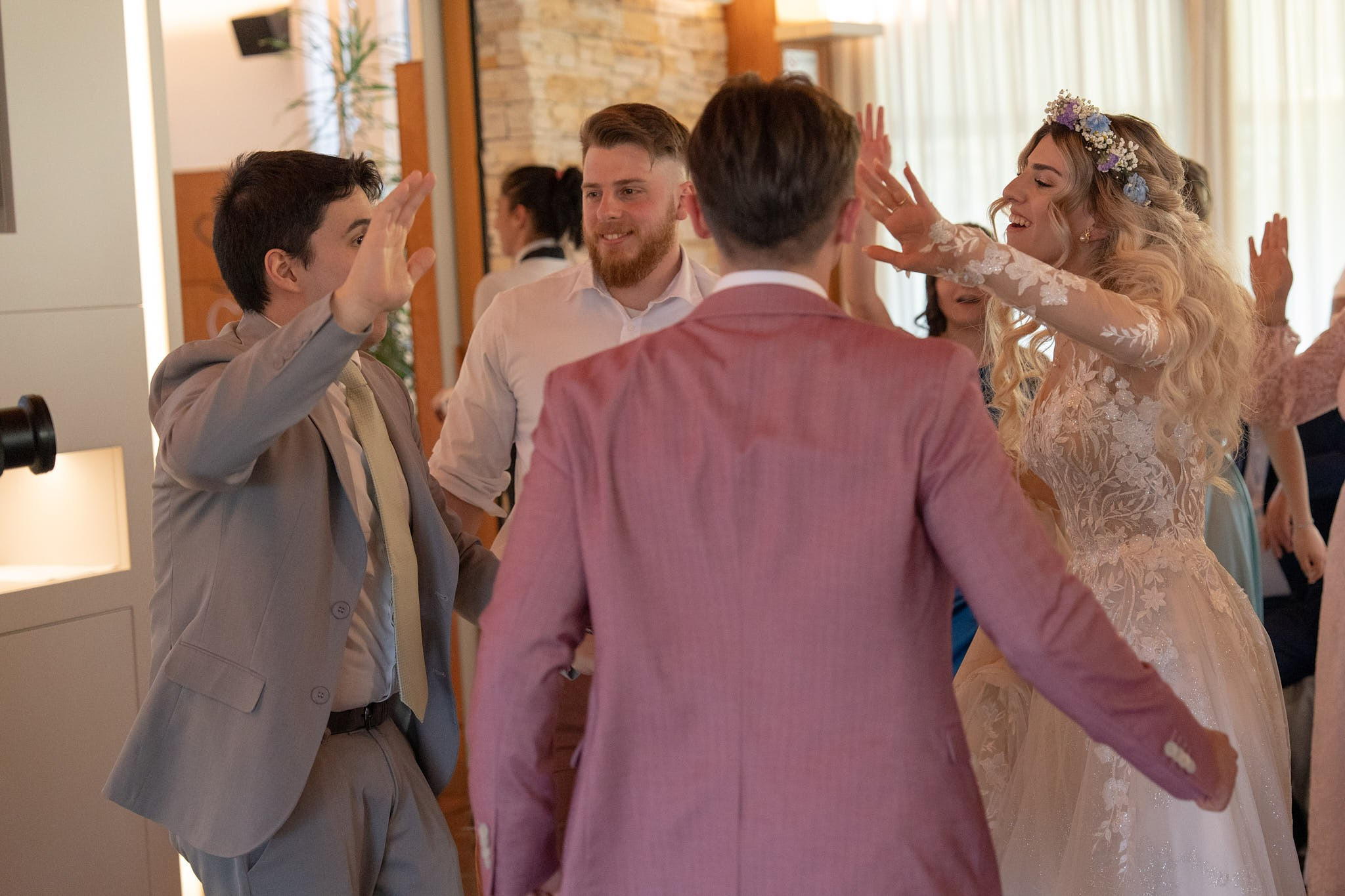 Angelo & Claudia. Fotografo matrimonio Lago di Como Ferrari Media Production