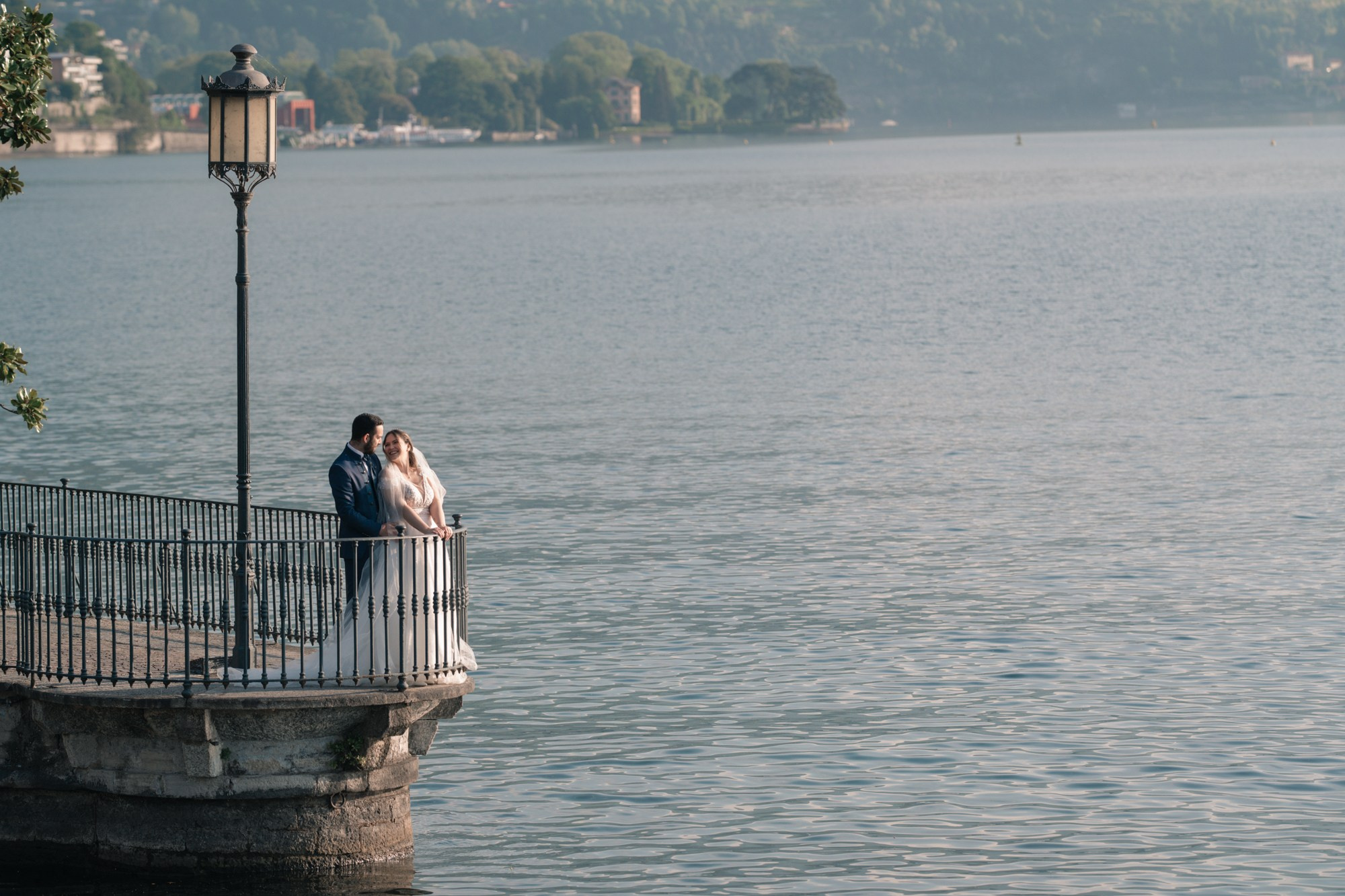 Alessia & Michael. Fotografo matrimonio Lago di Como Ferrari Media Production