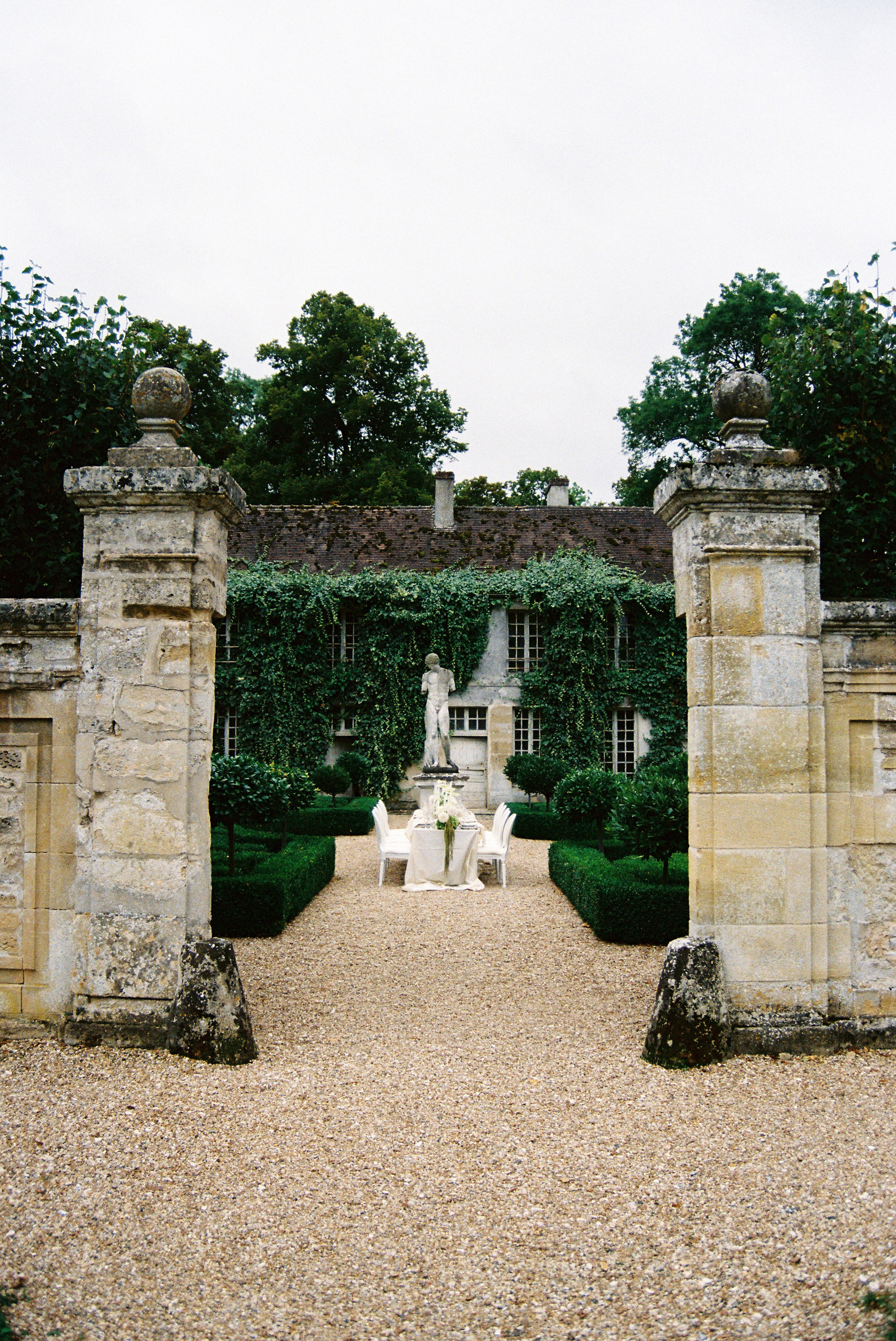 A luxury wedding at Chateau de Villette, just 40 minutes from Paris, captured entirely on film photography