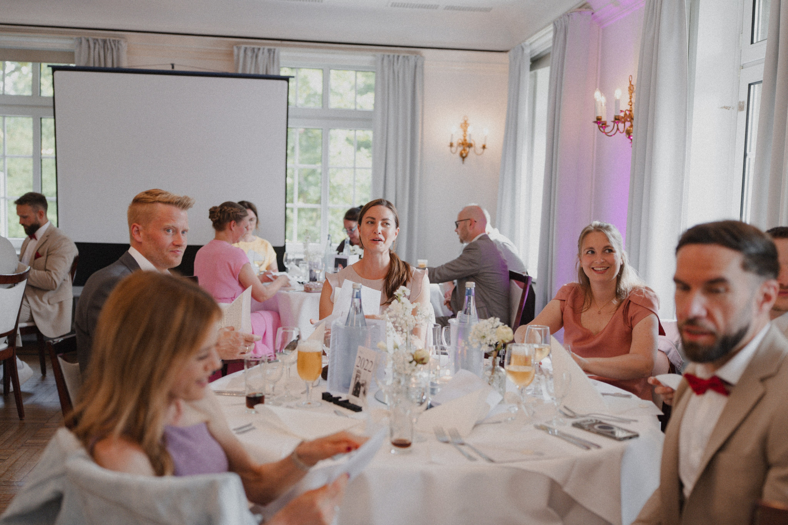 Jessica & Felix I Gesellschaft Harmonie Bochum. Hochzeitsfotografin Bochum | Halyna Reiche Fotografie NRW