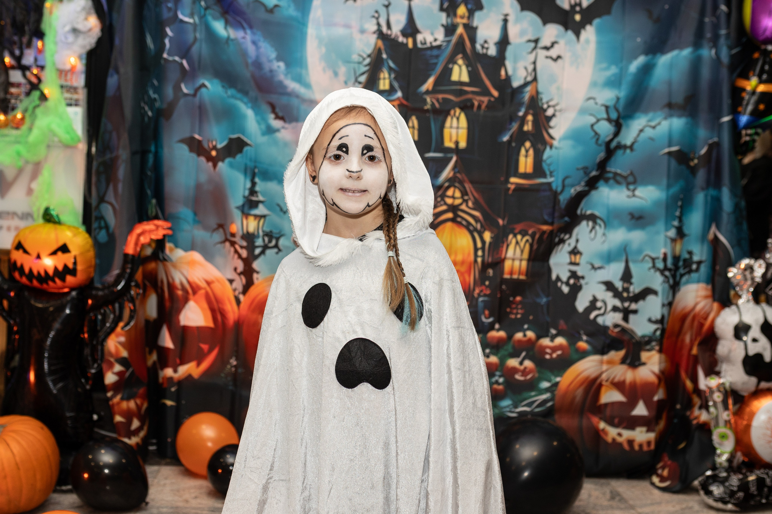 Leo dance studio Helloween 2025. Семейный и детский фотограф в Варшаве Мила Бобровская