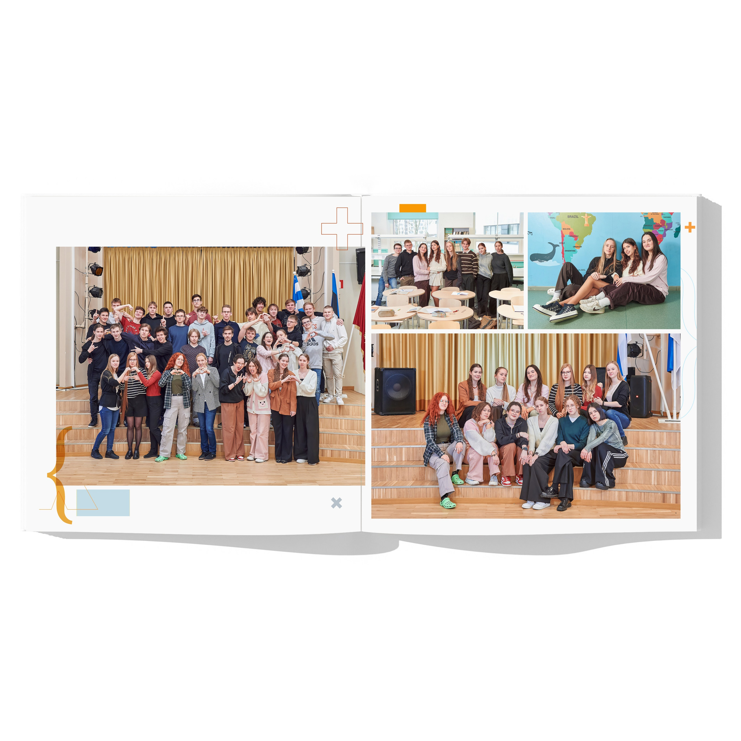 Разворот с общей фотографией класса и фотографии с друзьями