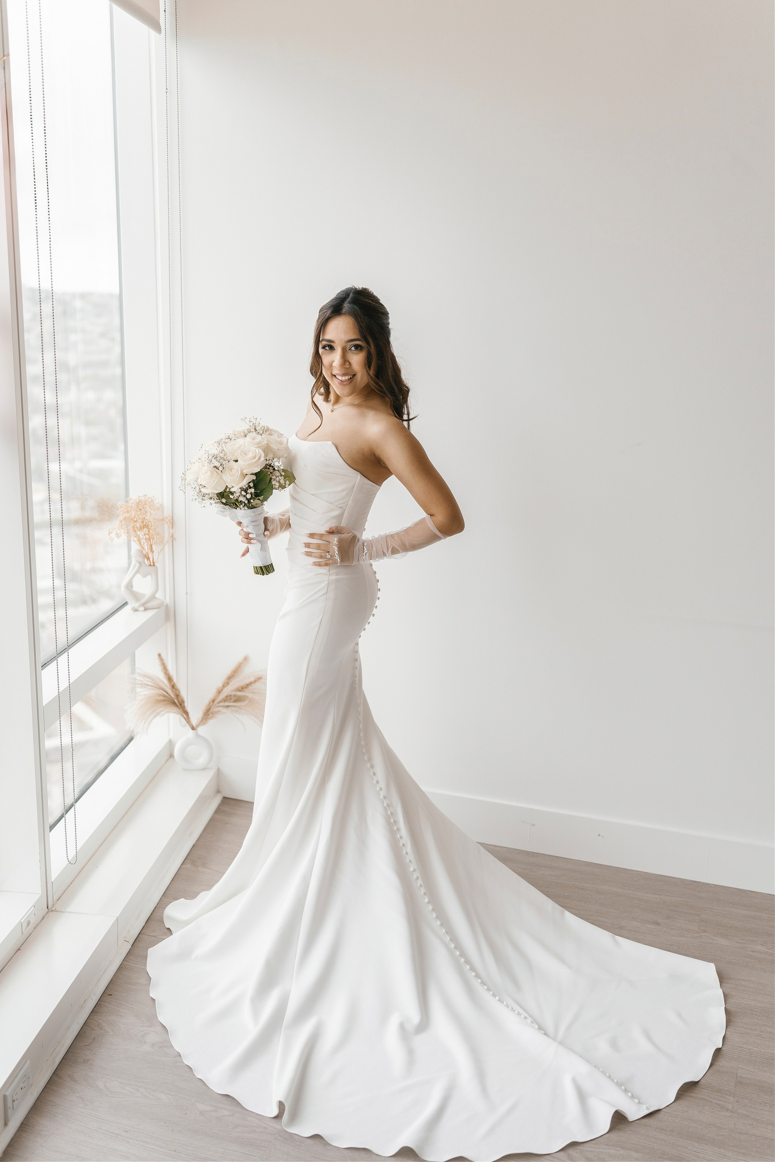 San Francisco City Hall Wedding. Wedding Photography & Videography Team in California, Los Angeles, San Francisco, San Diego and Travel