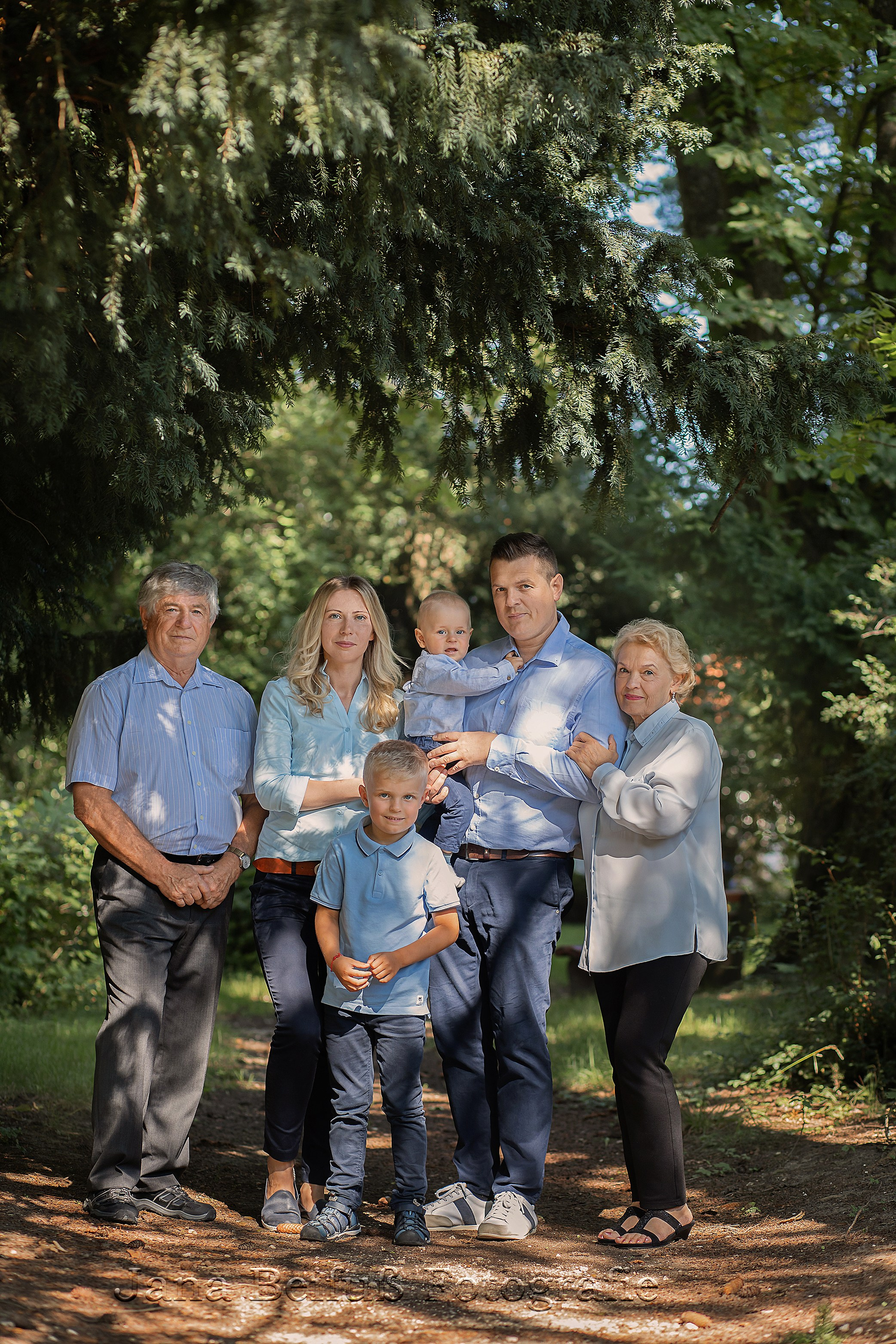 Familienfotoshooting. Jana Beifuß, professionelle Neugeborenenfotografin in Weißenhorn, Ulm und Umgebung, Neu-Ulm, Illertissen, Pfaffenhofen a. d. Roth