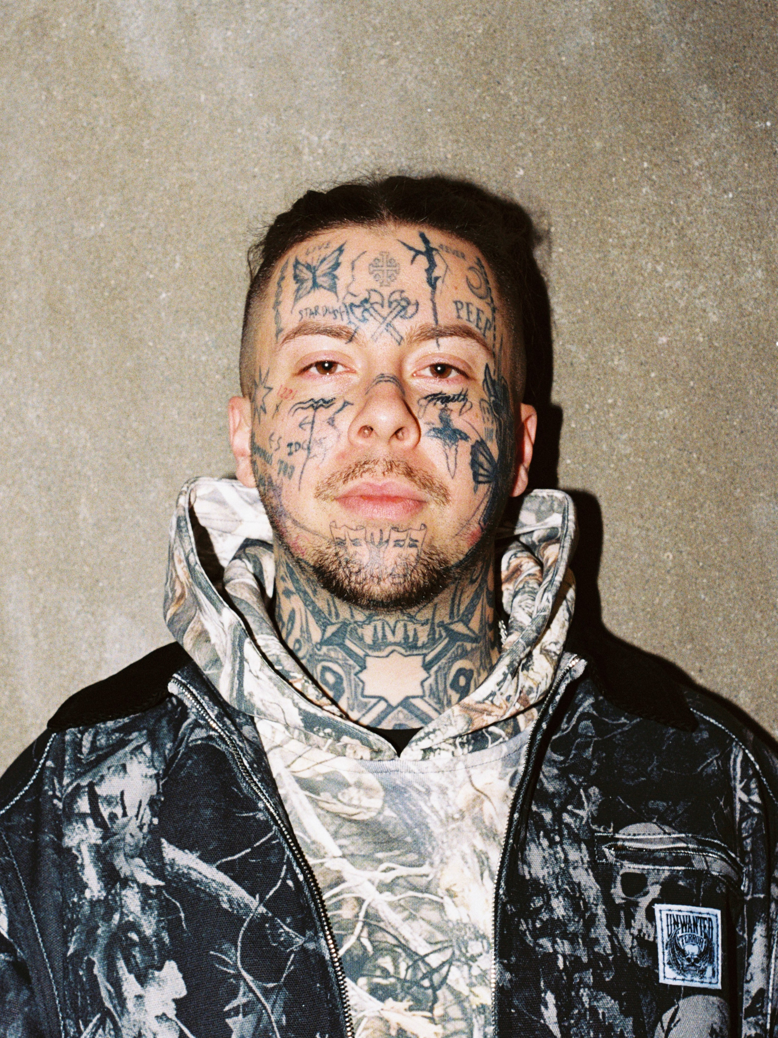 BEHIND THE SCENES. 35mm Photography by Brad Zgonena based in Chicago, IL