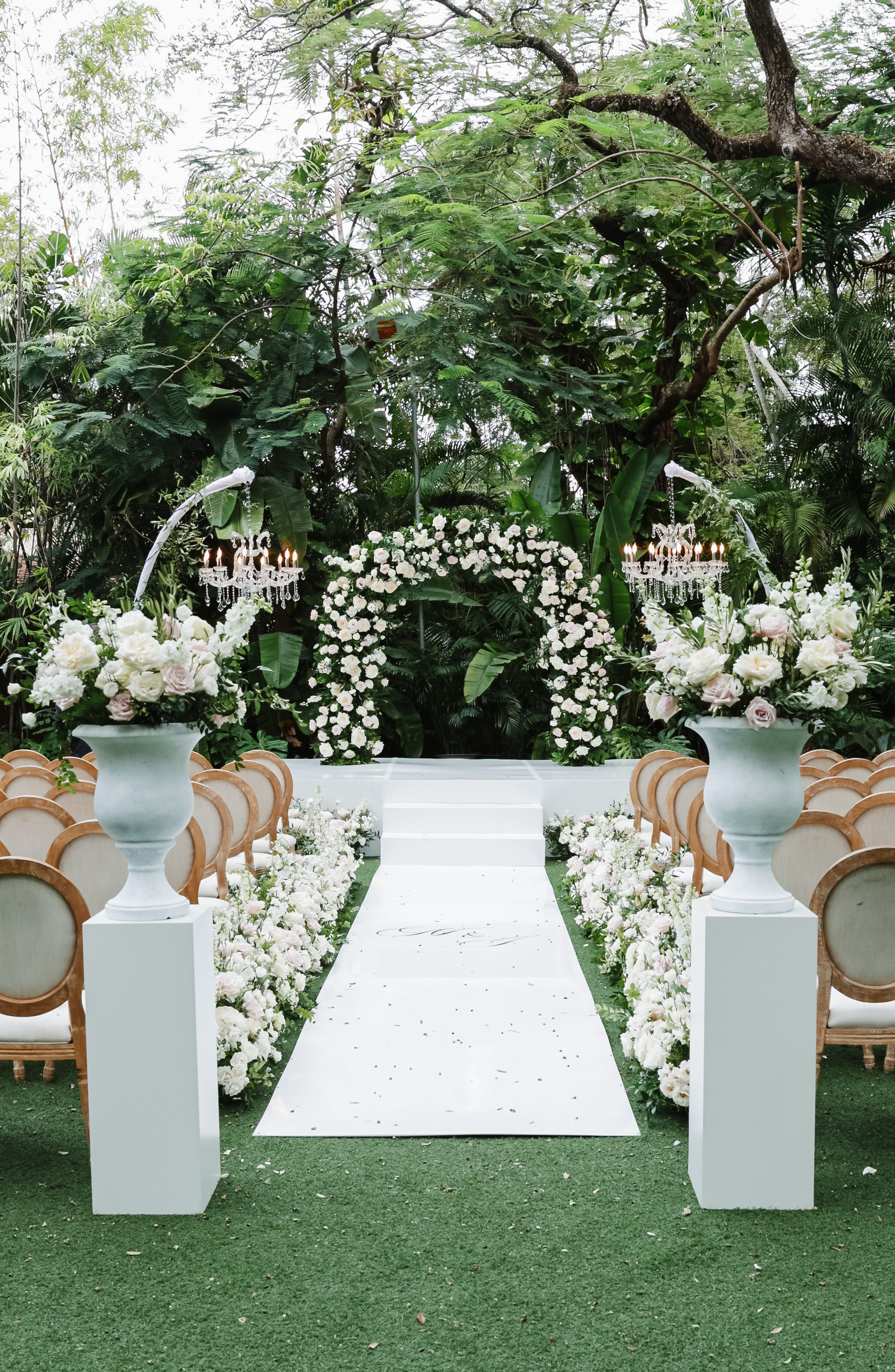 Classic Elegance Meets Modern Love | Martha & Julius at Villa Woodbine. YES I DO PRODUCTION — Wedding photography&videography