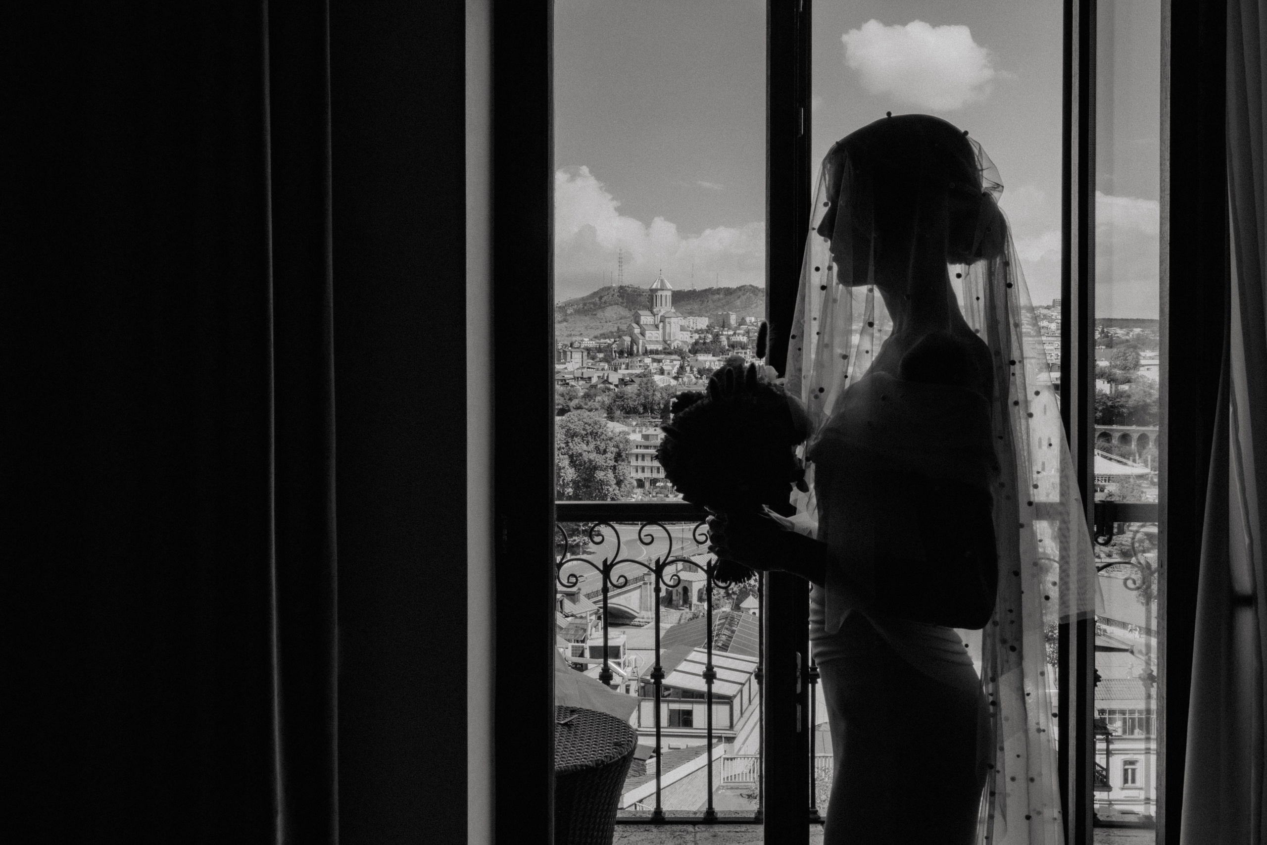 Alexandra & Koba. Photographer Anna Nazarenko