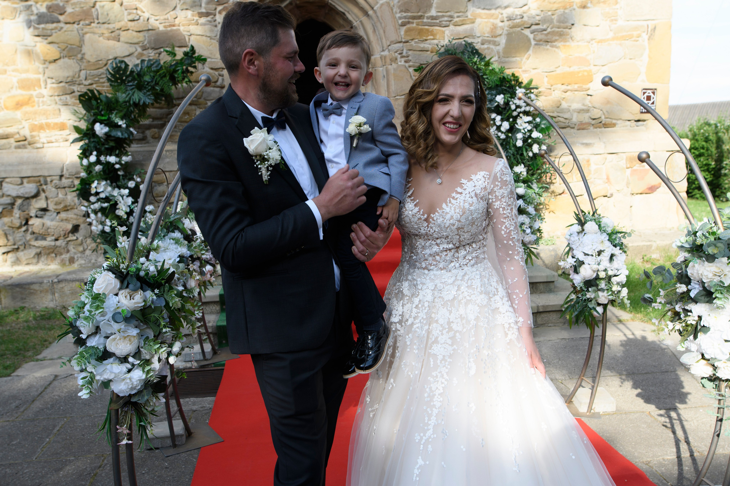 Fotografii de nunta Onesti. MDimaFotoStudio. Fotograf de nuntă, evenimente private și de familie