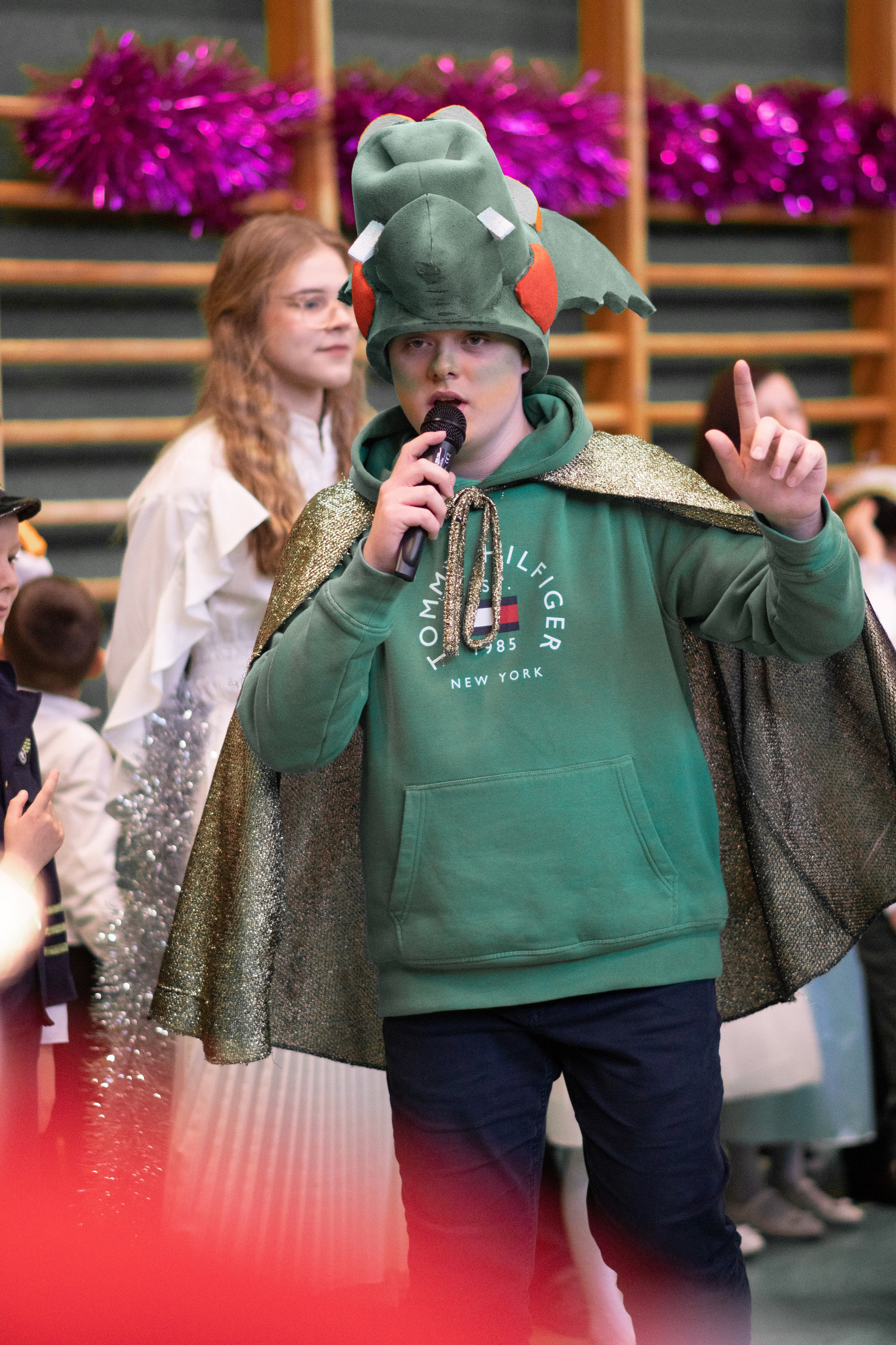 Новогодний хоровод. Семейный и детский фотограф