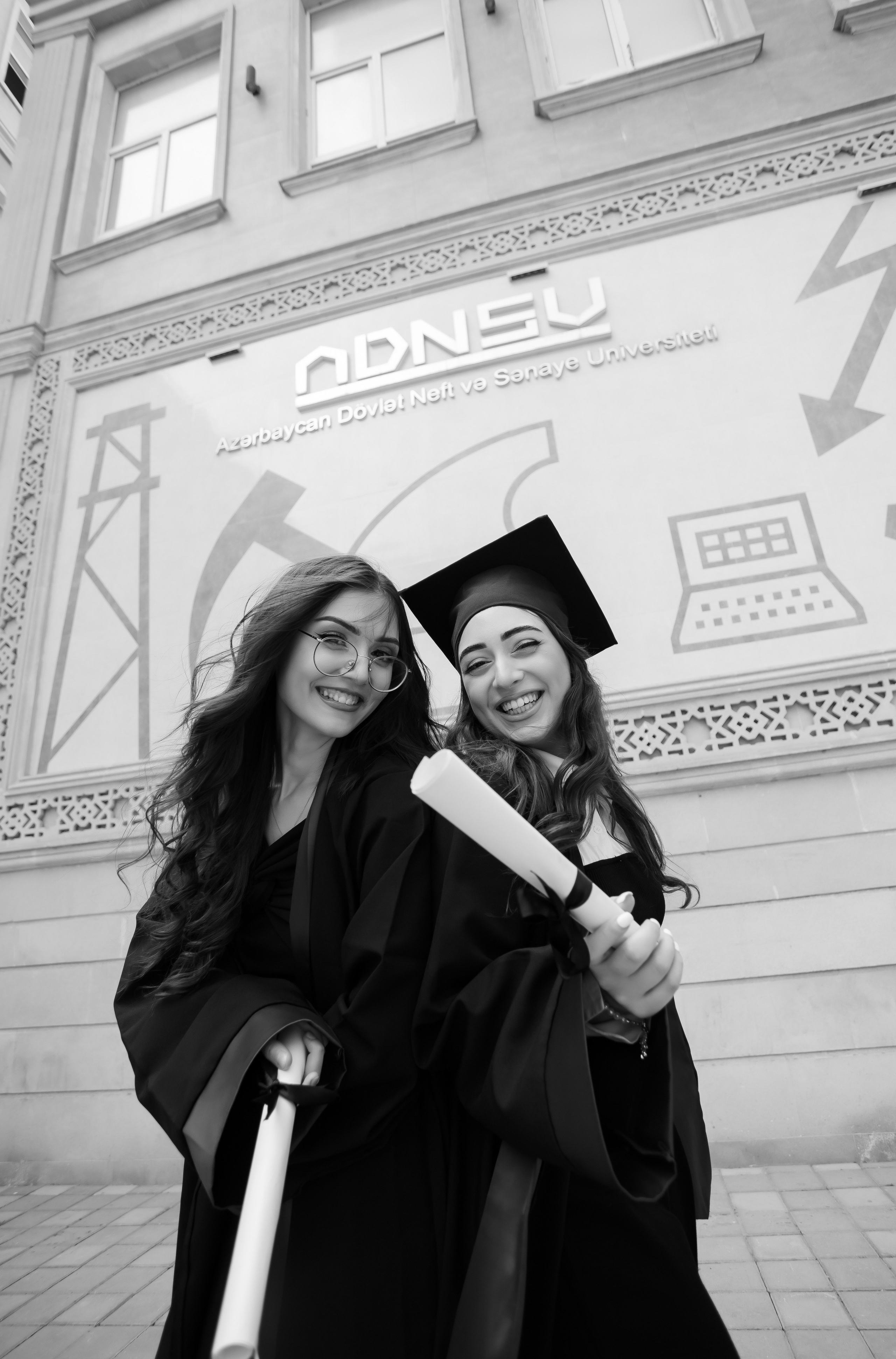 Premium mezun xalati, qara mezun geyimi, ag mezun libasi, qirmizi sarfli mezun paltari, mezun aksesuarlar, mezun papaqlari, mezun lentleri, mezun hediyyeleri, mezun fotosessiya geyimleri, mezun cekilisi ucun geyimler, mezun tedbirleri ucun aksesuarlar, mezun geyimlerinin icare ve satisi, premium mezun libaslari, mezun geyimleri online sifaris, mezun geyimleri Bakida, mezun geyimleri qiymetleri, mezun geyimleri modelleri, Mezun cekilisi, mezun fotosessiyasi, mezun cekilisi ucun geyimler, mezun mantiyasi cekilisi, mezun fotosessiya ideyalari, mezun gunu fotosessiya, mezun xatireleri, mezun papaqlari ile fotosessiya, mezun lentleri ile cekilis, ferdi mezun fotosessiyasi, qrup mezun cekilisi, mezun fotosessiya mekani, mezun ucun ideal cekilis fonlari, mezun fotosessiya aksesuarlari, mezun albomu sekilleri, mezun cekilisi poza ideyalari, universitet mezun fotosessiyasi, kollektiv mezun fotosessiyasi, mezun xalatlari ile cekilis, mezun mantiyasi fotosessiyasi, mezun geyimleri ile professional cekilis, mezun tebrik fotosessiyasi, en yeni mezun cekilis trendləri, mezun fotosessiya xidmetleri, premium mezun cekilisi, mezun cekilisi ucun dekorlar, mezun fotosessiyasi aksesuarlar, mezun gunu en gozel fotolar, mezun cekilisi fotostudiya, bakida mezun fotosessiyasi, xaricde mezun cekilisi, mezun gunune ozel cekilis,Məzun mantiyaları, eksklüziv məzun geyimləri, ağ və qara məzun libasları, məzun üçün xüsusi şarf modelləri, məzun papağı və aksesuarları, fərdi dizayn məzun geyimləri, məzun tədbiri üçün ən yaxşı seçimlər, məzun fotosessiyası üçün ideal libaslar, məzun mərasimi geyimləri, keyfiyyətli məzun mantiyası, rahat və şık məzun geyimləri, məzun üçün lent və tac modelləri, məzun simvolik medalları, icarəyə verilən məzun libasları, məzun geyimlərinin sərfəli qiymətləri, onlayn məzun geyimi sifarişi, məzun paltarı mağazası, dəbli məzun geyimləri, premium məzun mantiyalarının satışı, universitet məzunları üçün mantiyalar, kollektiv məzun geyimləri, məktəb məzunları üçün geyimlər, diplom mərasimi üçün geyimlər, fərqli rəngdə məzun libasları, ən yeni məzun geyimləri, rahat və premium məzun geyimi seçimləri, Bakıda məzun geyimi mağazası, məzun üçün ən yaxşı libaslar