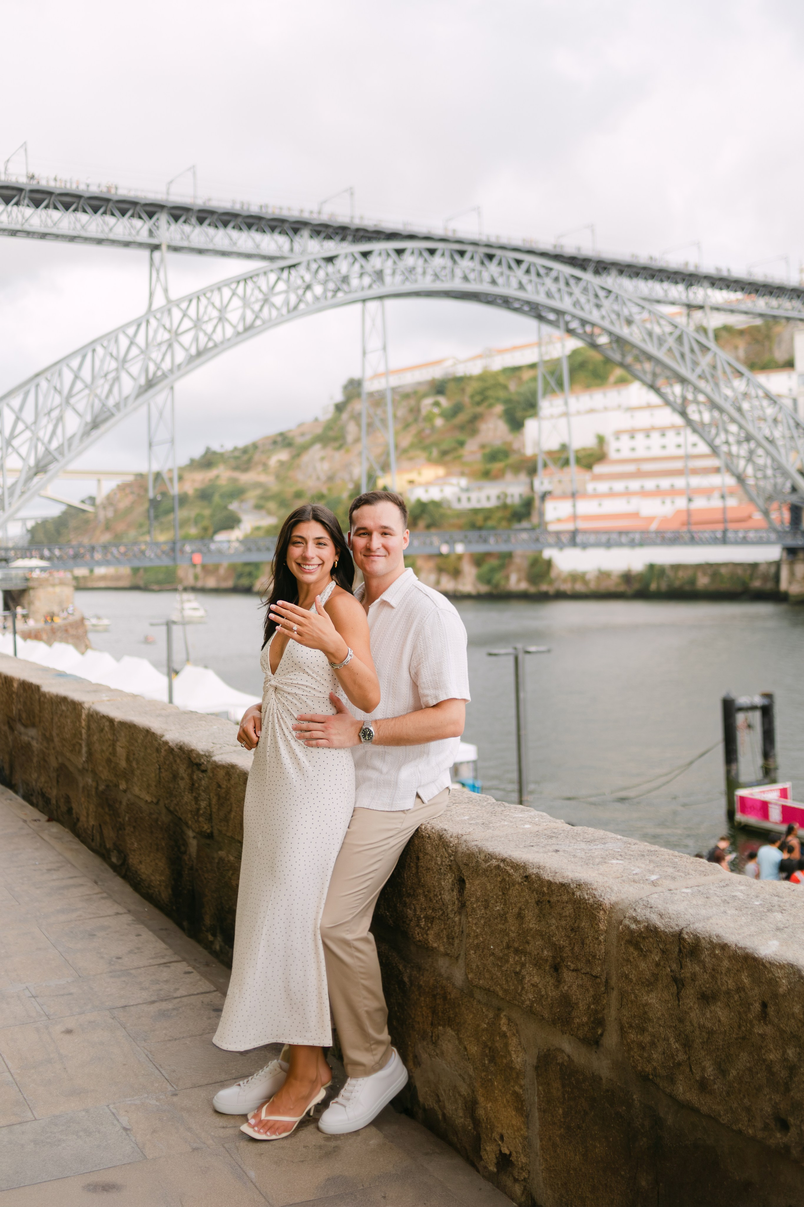 Wedding Proposal in Porto. Fotógrafo de casamentos e destination wedding no Porto, Portugal — Davi Valente | Lisboa, Douro, Roma e Lago de Como