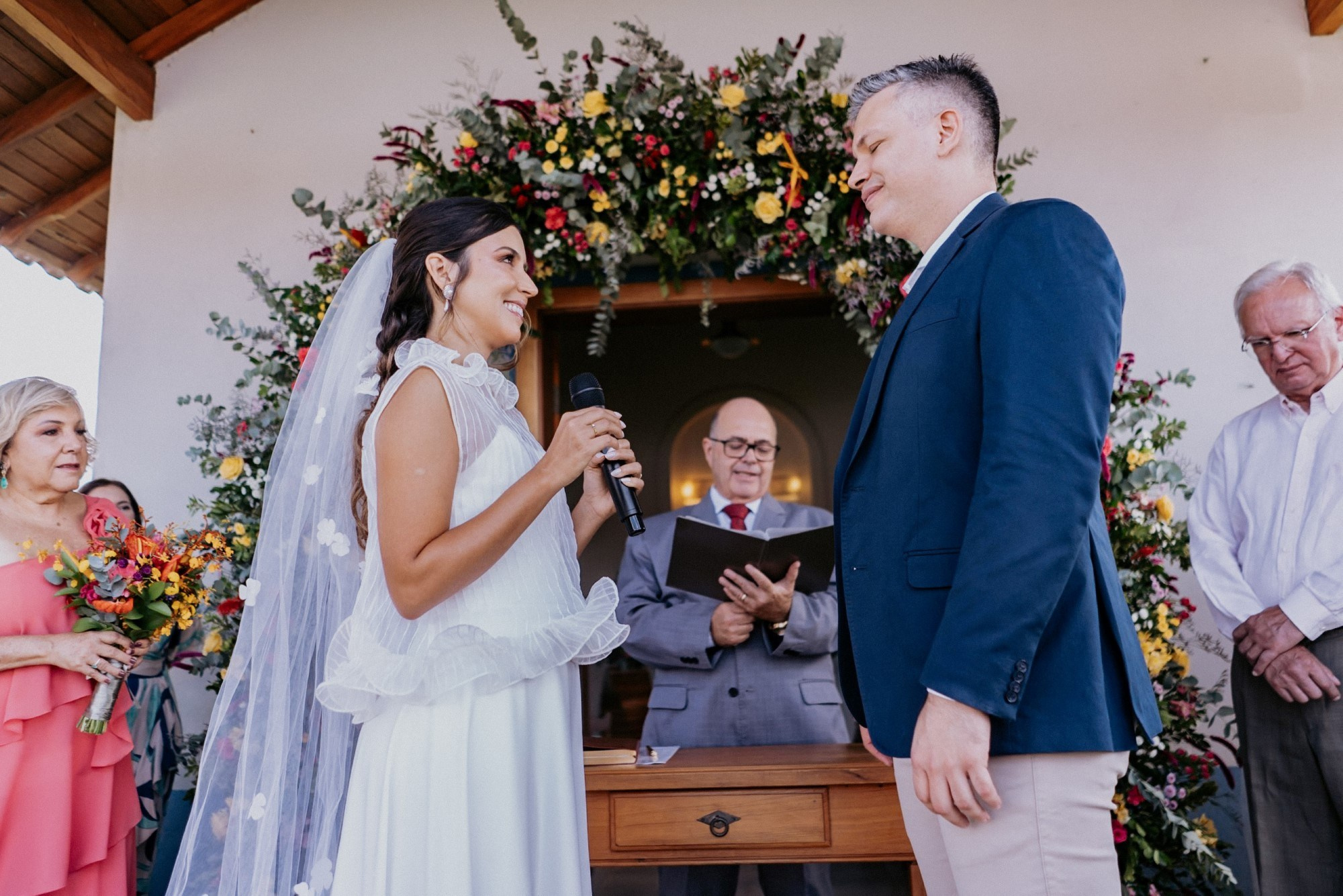Casamento Candida e Guilherme — Minas Gerais. Fotógrafo de casamento e Filmmaker de casamento