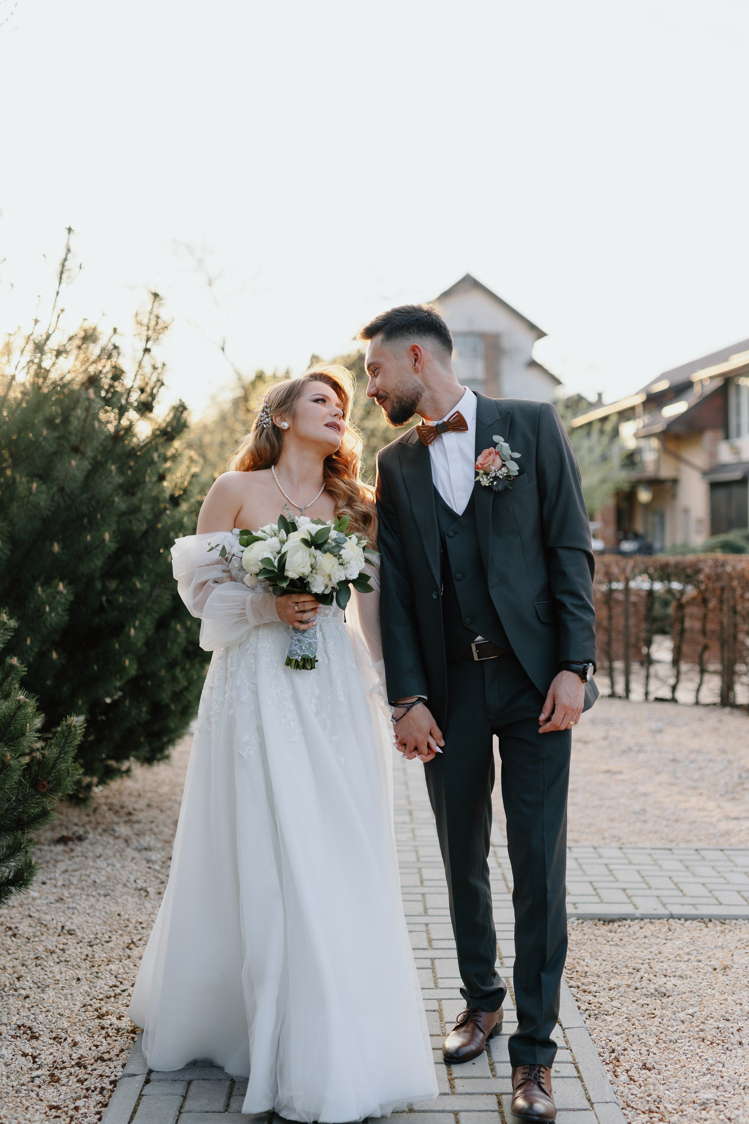 Nicoleta & Lucian. Main