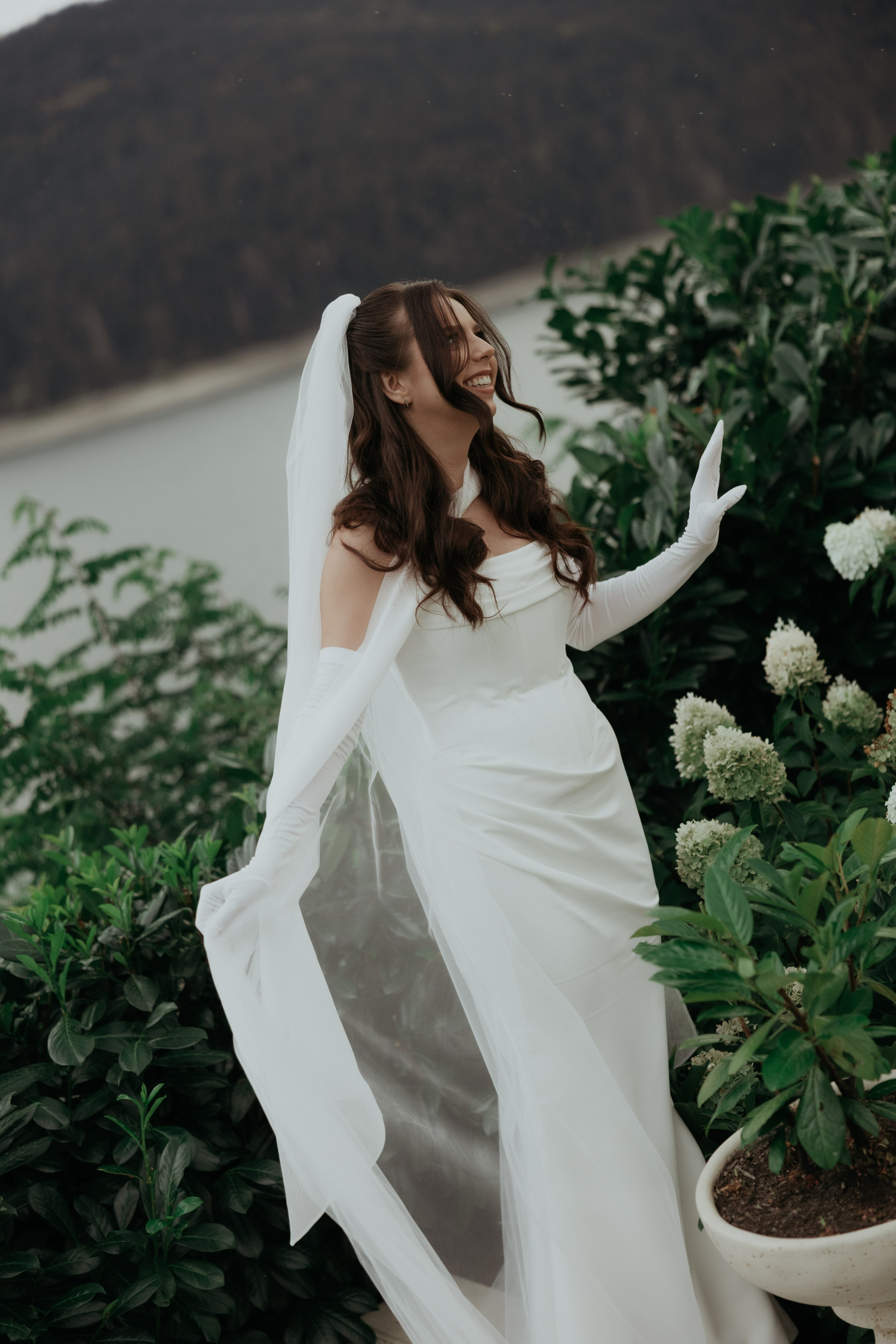 Alex&Denisa after wedding. Wedding Photographer Rares Patriche | Romania